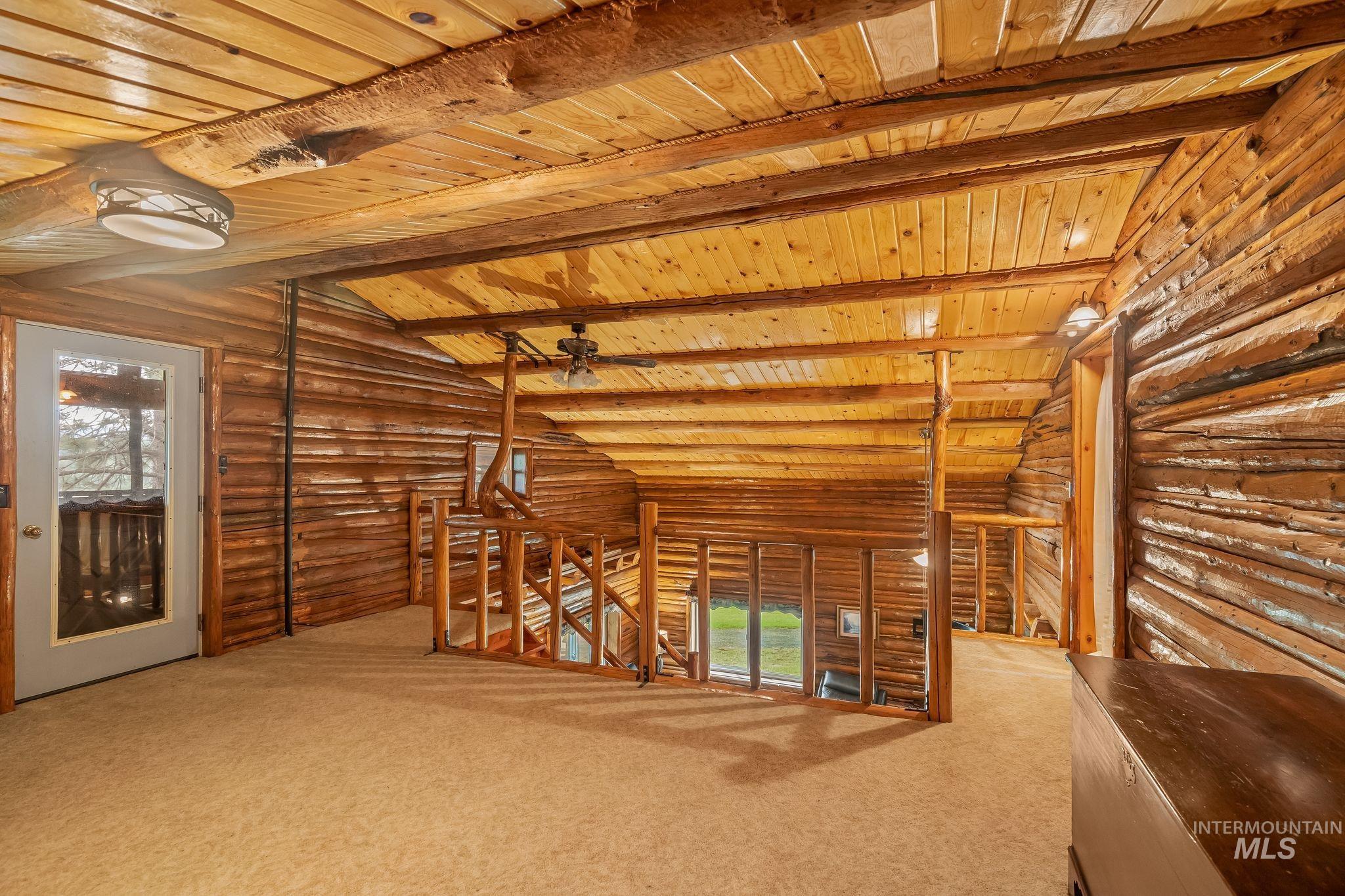 500 Maxwell Lane Property Photo 25