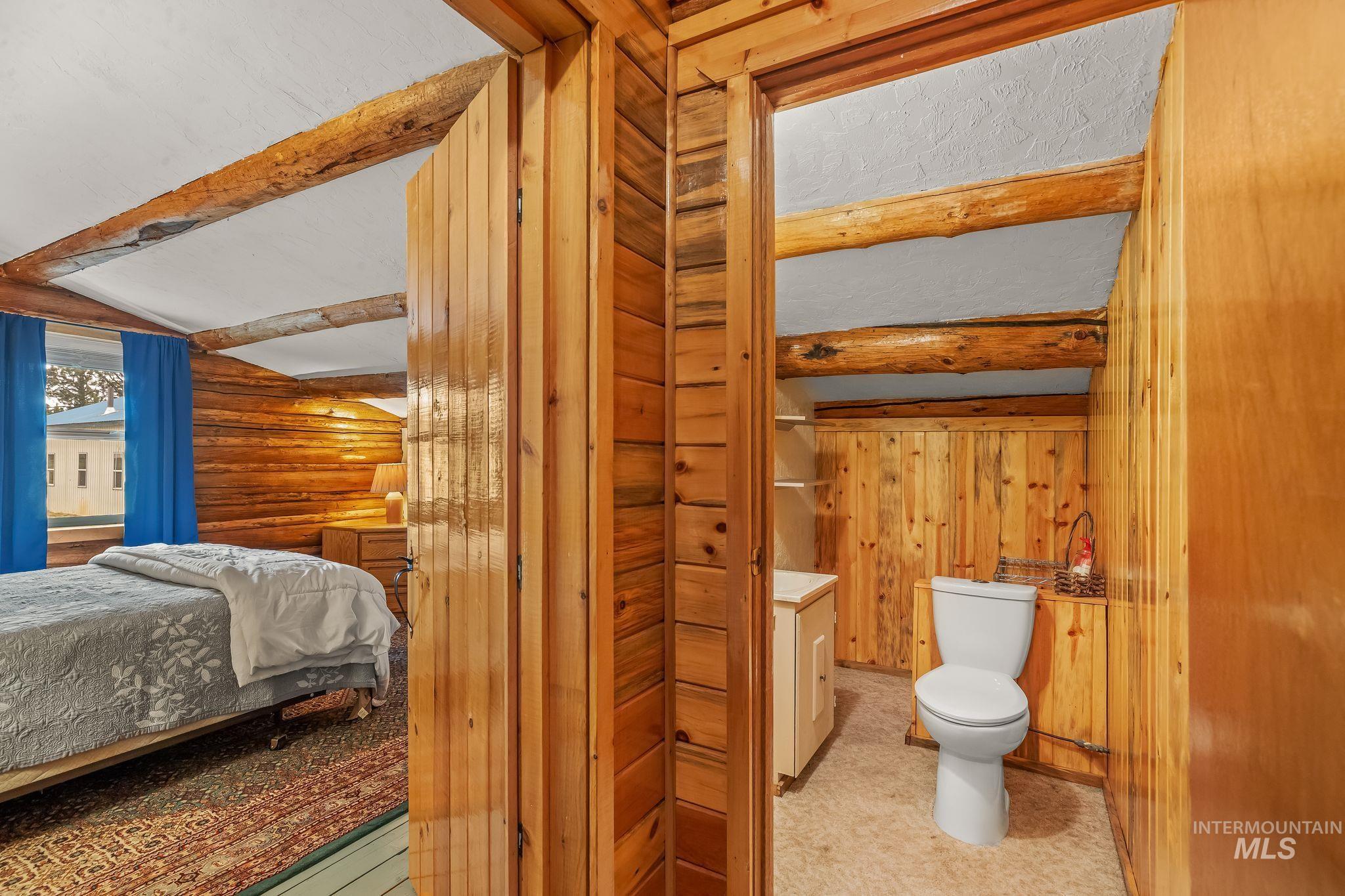 500 Maxwell Lane Property Photo 29