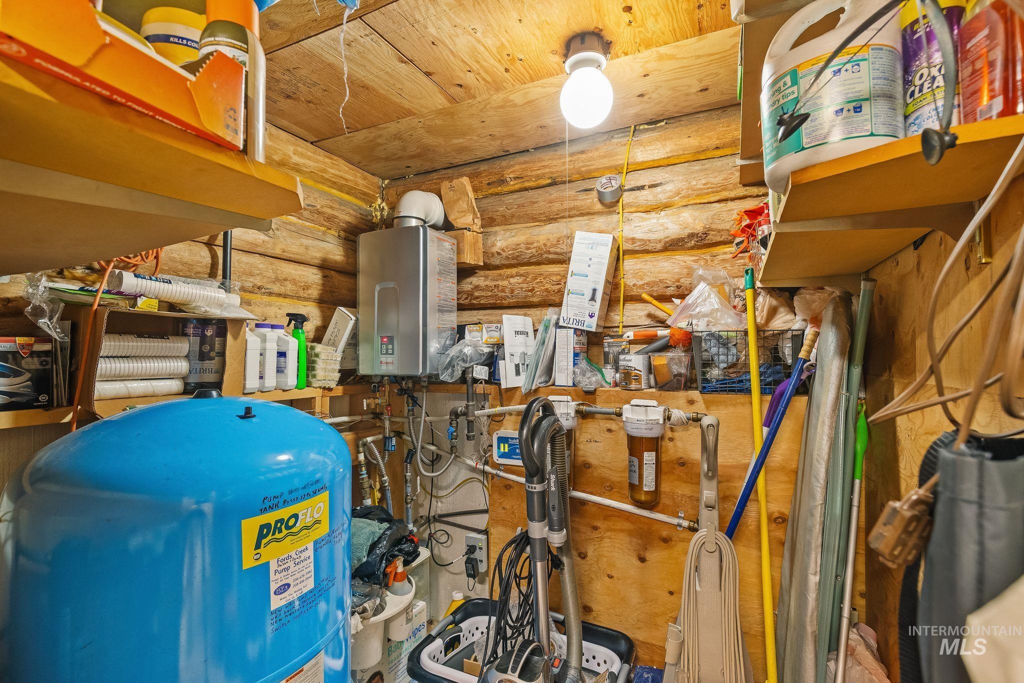 702 Maxwell Lane Property Photo 21