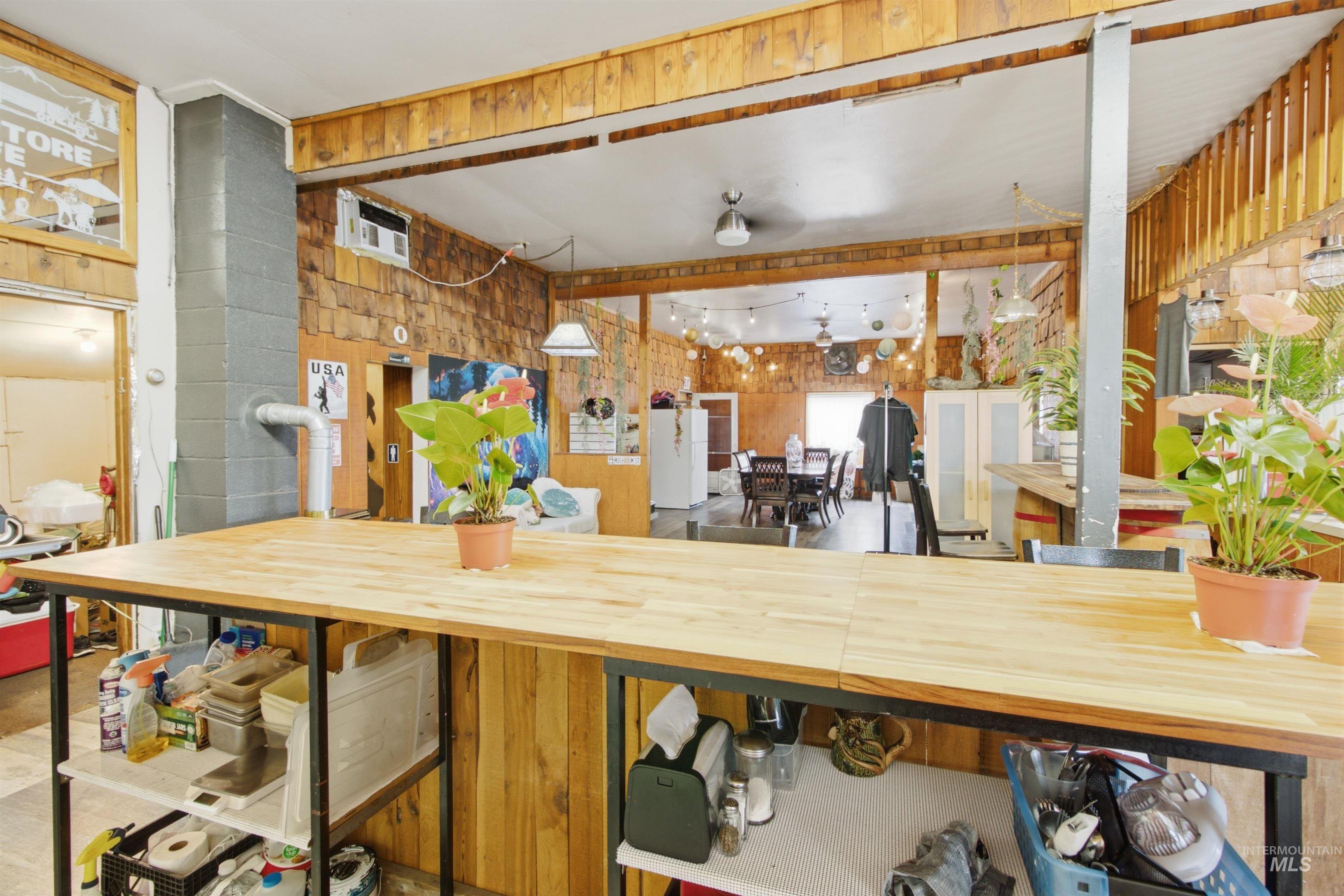 5588 Highway 8 E Property Photo 18