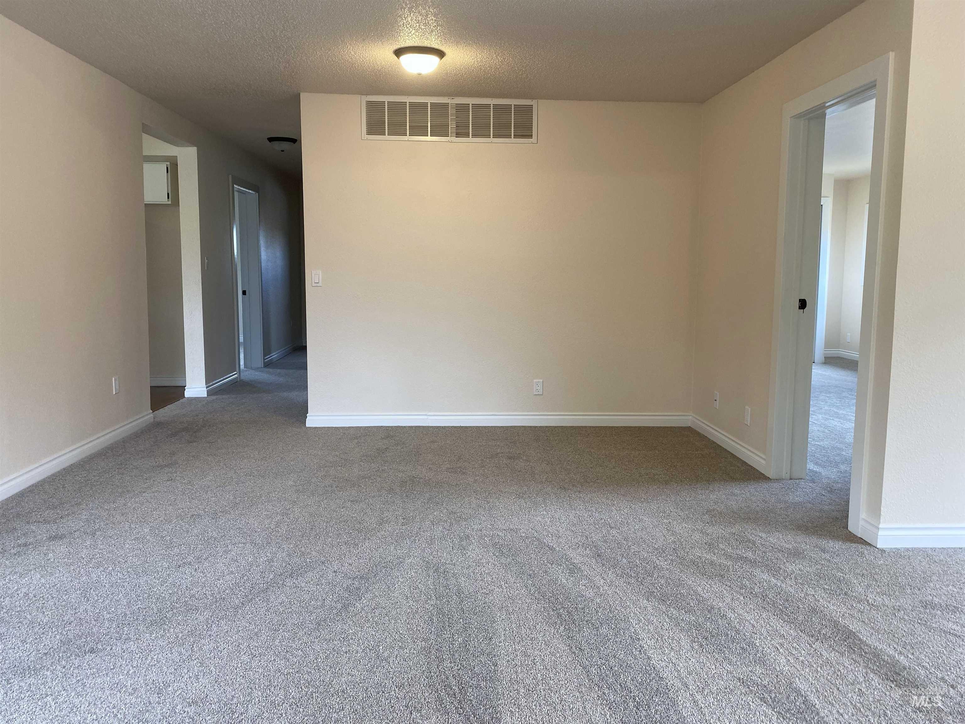 635 Onaway Rd Property Photo 17