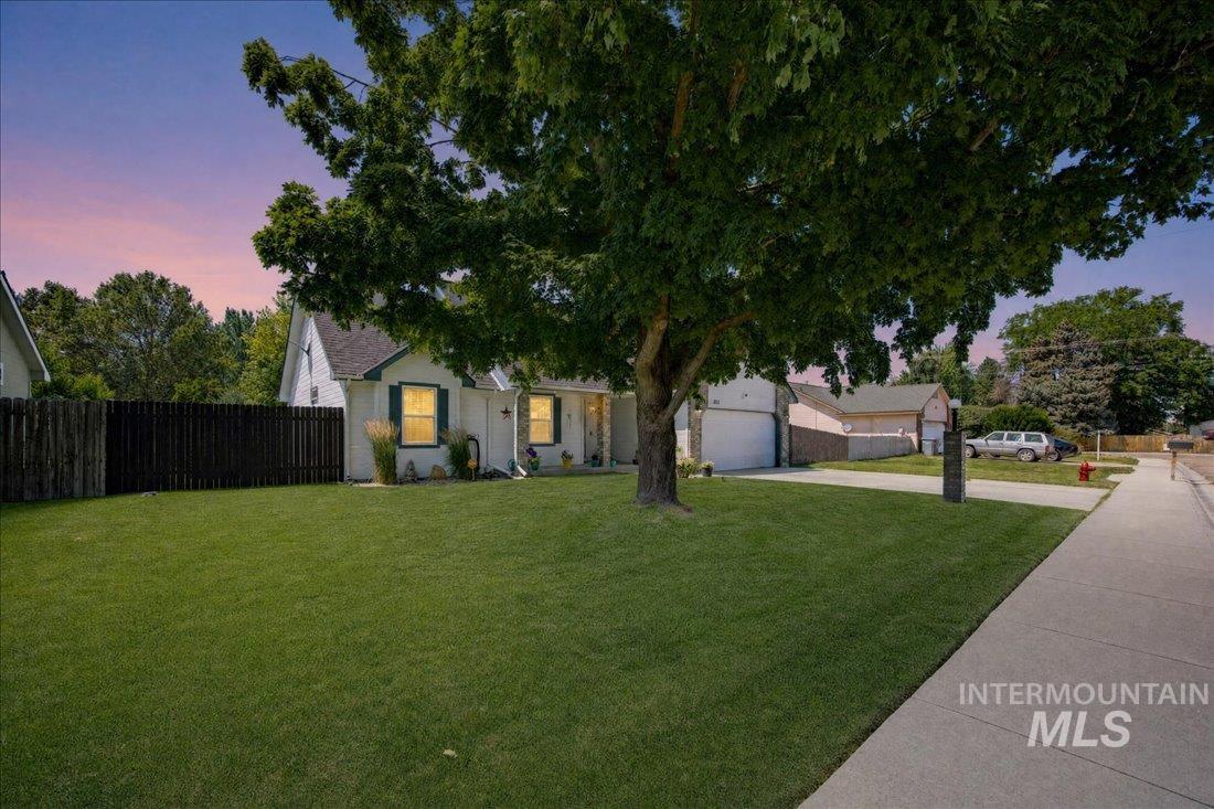 815 Shane Place Property Photo 2