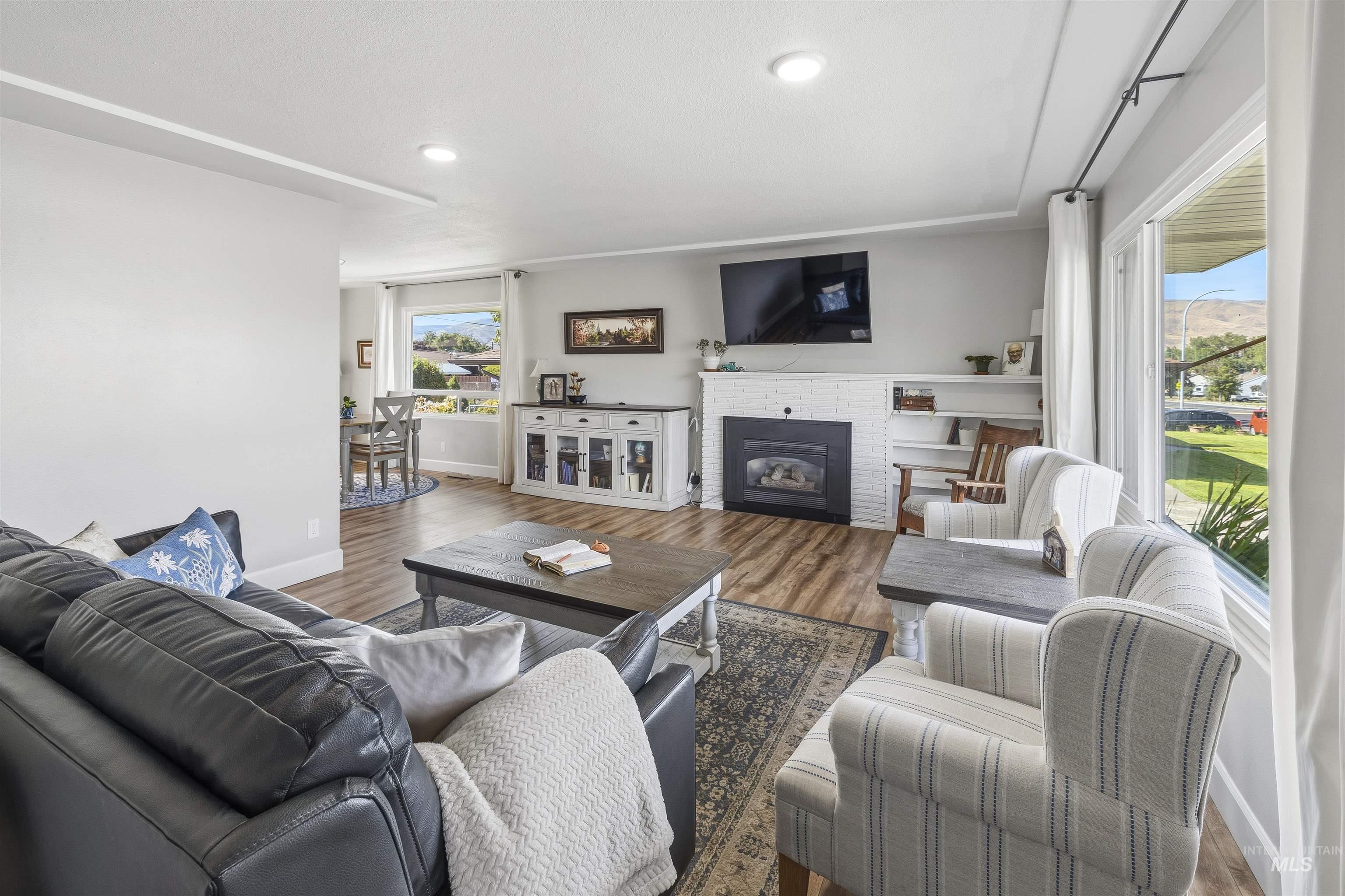 1326 6th Street Property Photo 7