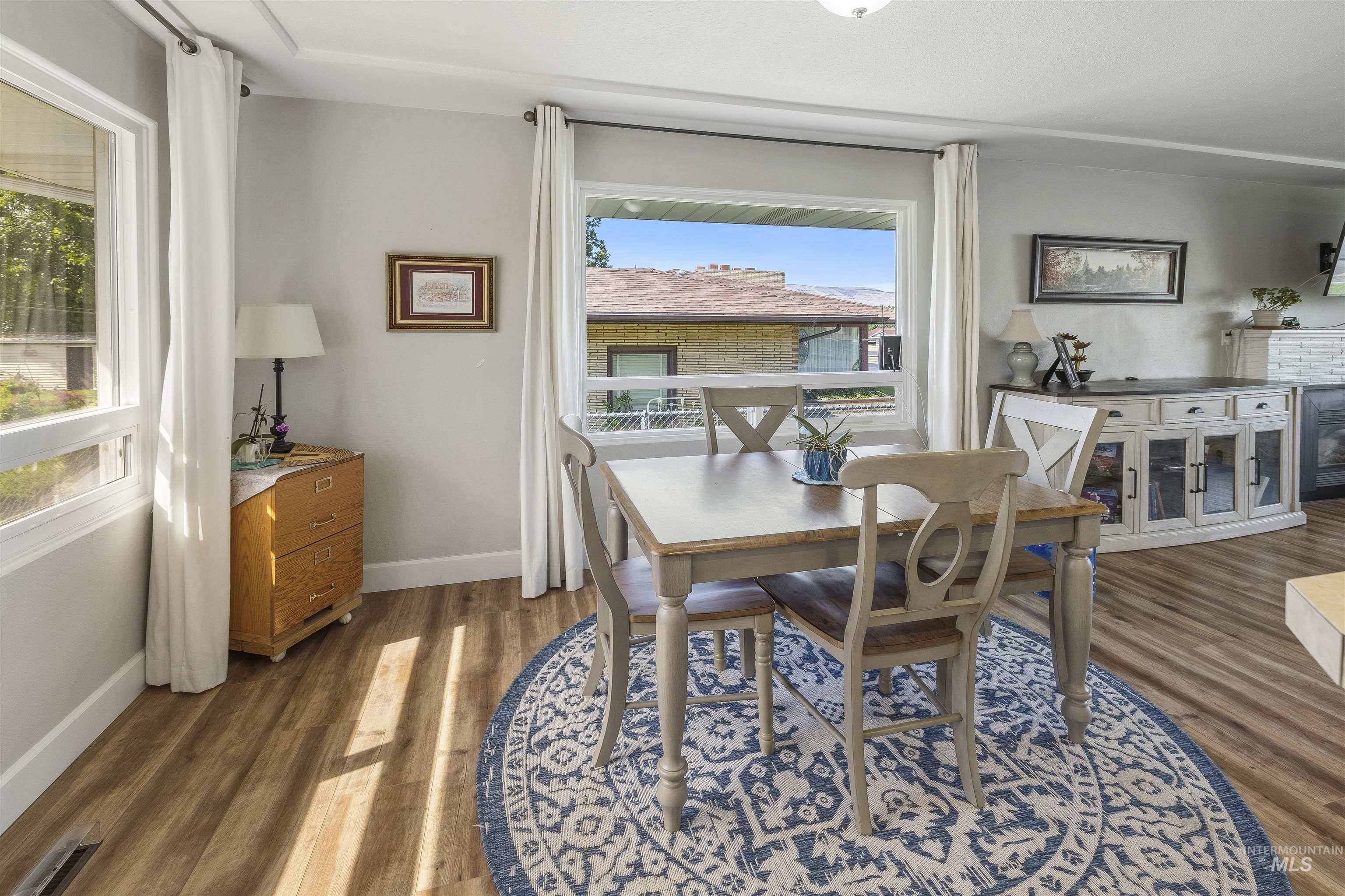 1326 6th Street Property Photo 8