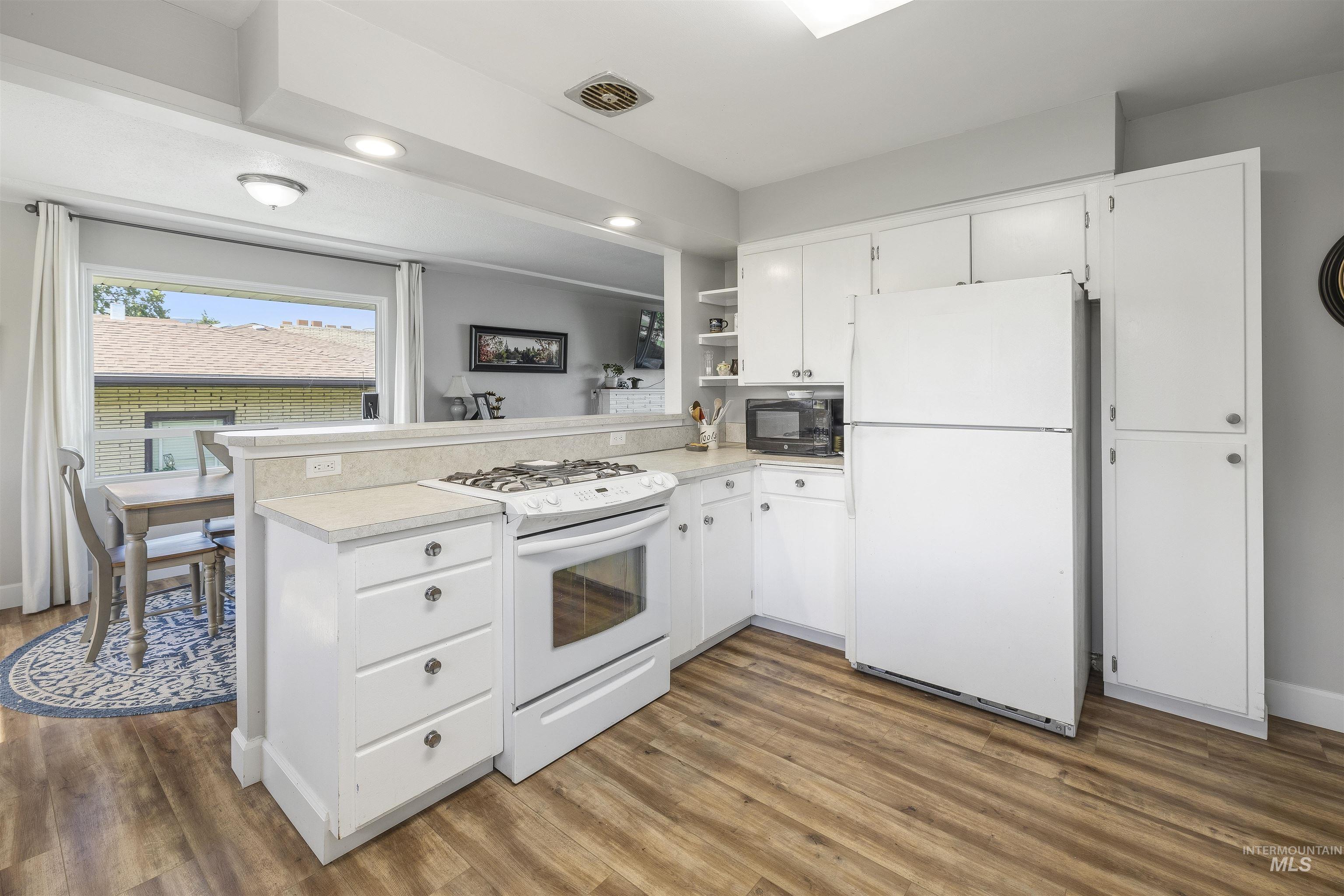 1326 6th Street Property Photo 11