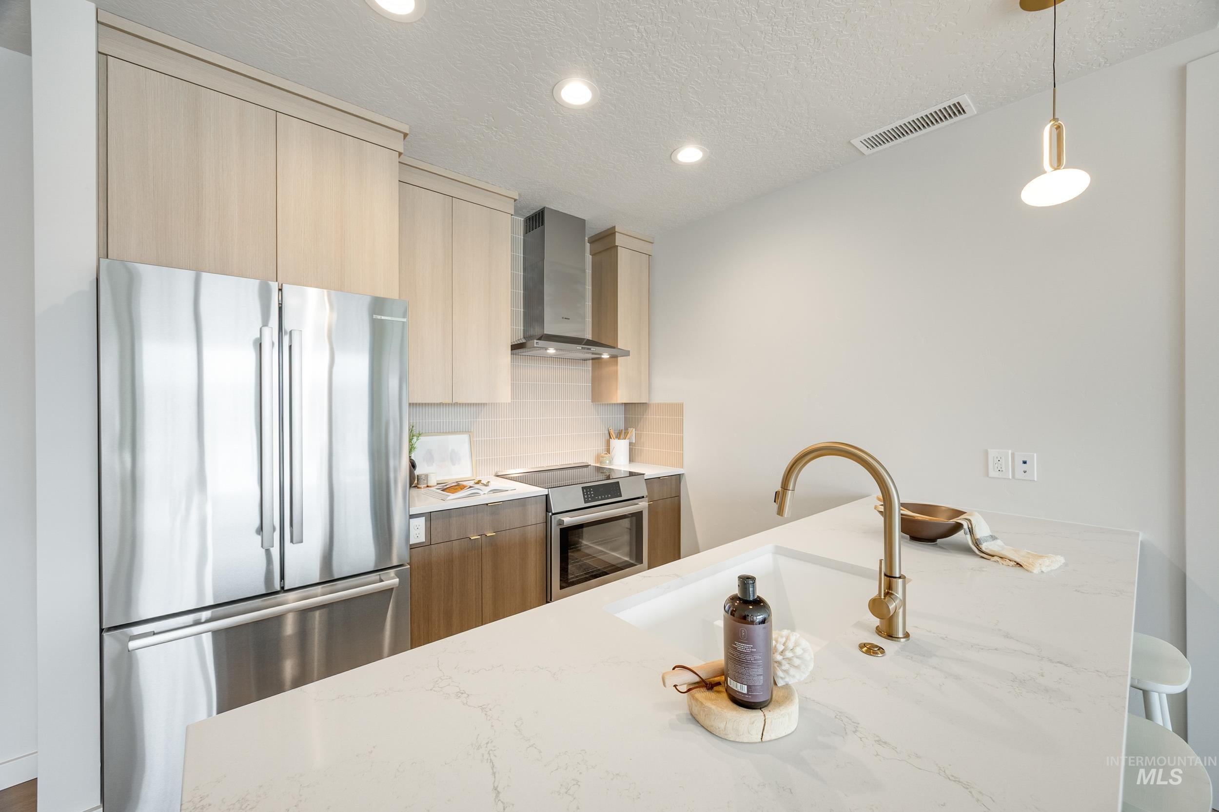 4430 E Haystack St Property Photo 7