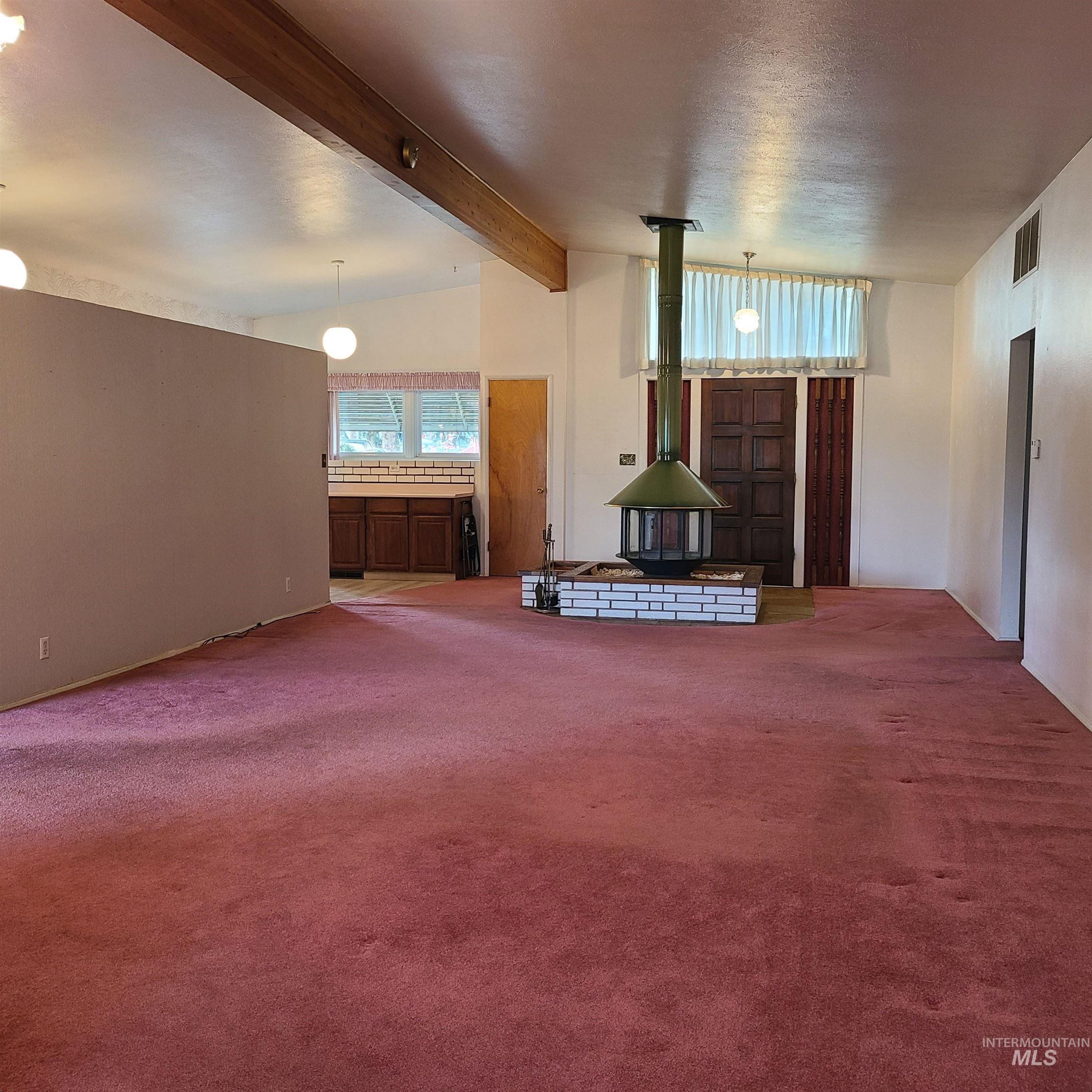 1298 E 2nd Property Photo 9