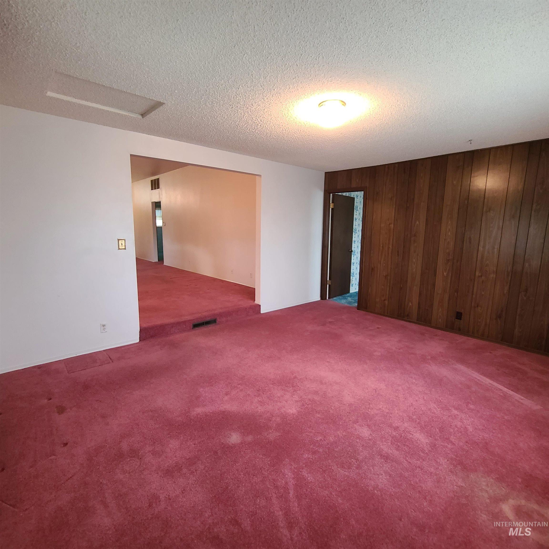 1298 E 2nd Property Photo 12