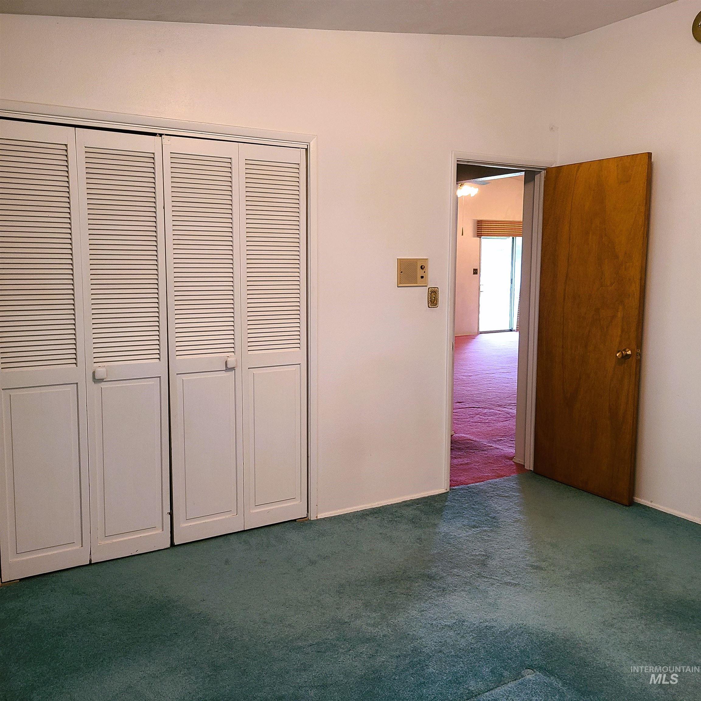 1298 E 2nd Property Photo 13