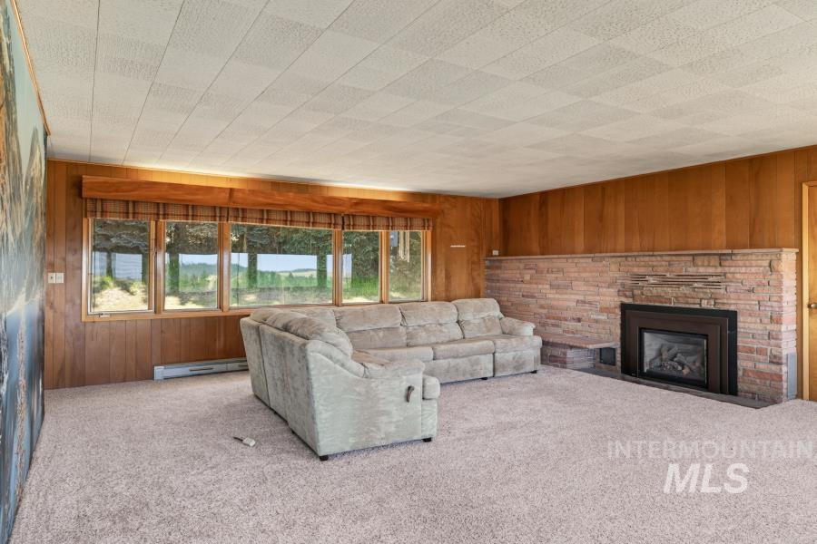 1011 Hall Rd. Property Photo 15