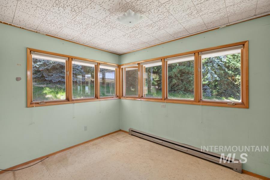 1011 Hall Rd. Property Photo 23