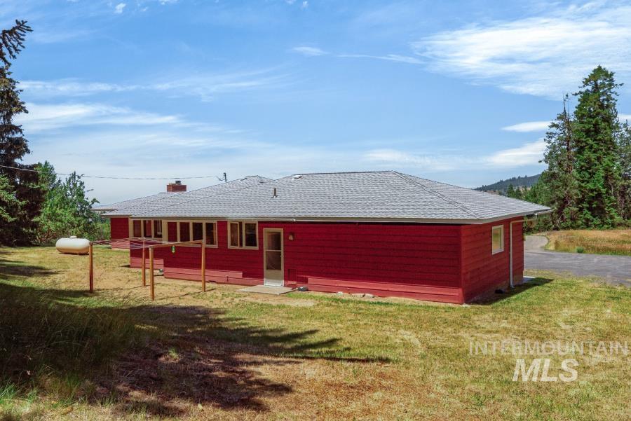 1011 Hall Rd. Property Photo 28