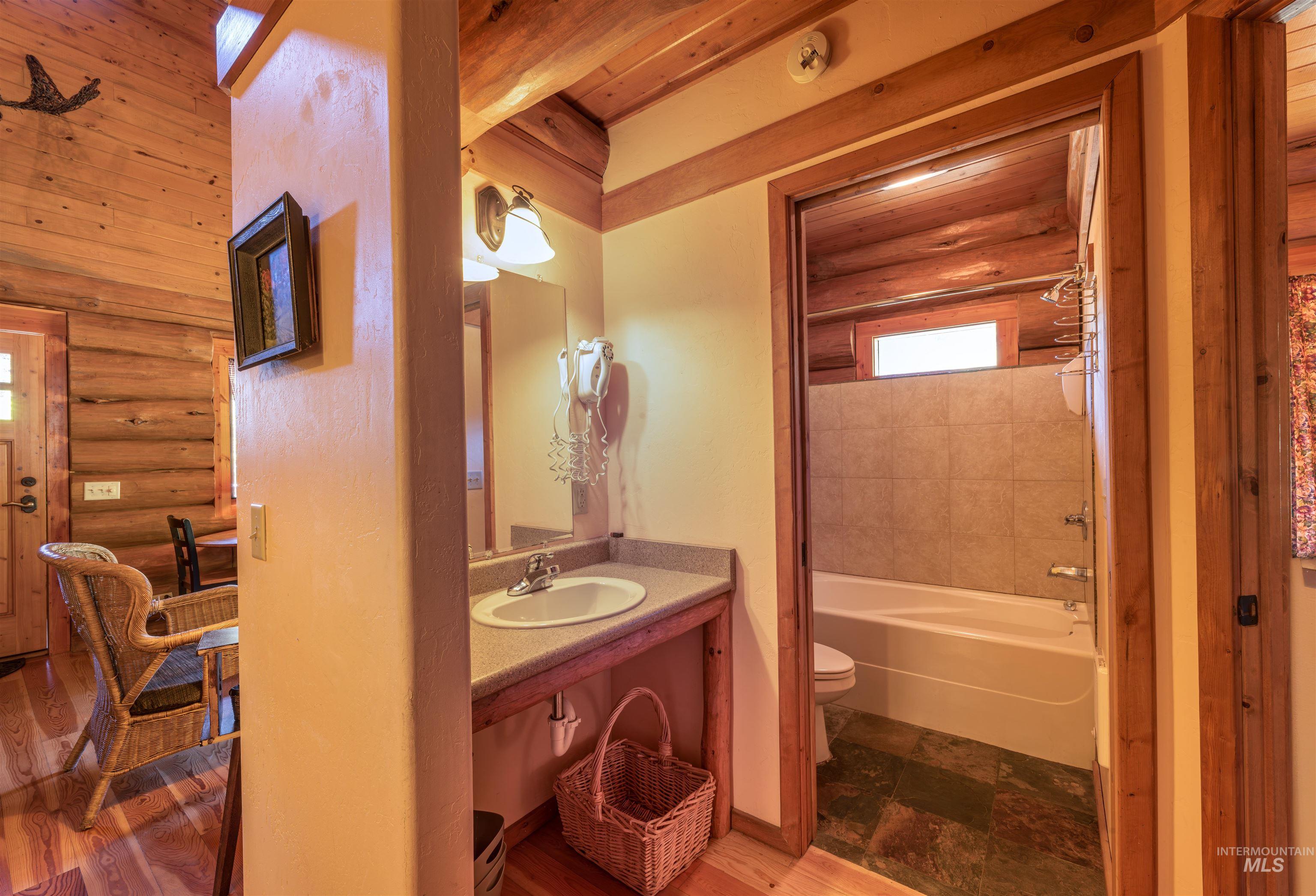 7743 Highway 12 Property Photo 14