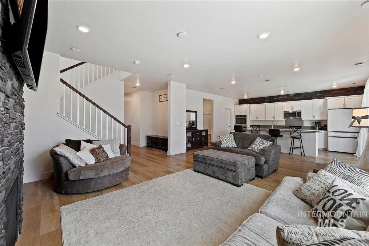 11055 Roaring Fork St Property Photo 9