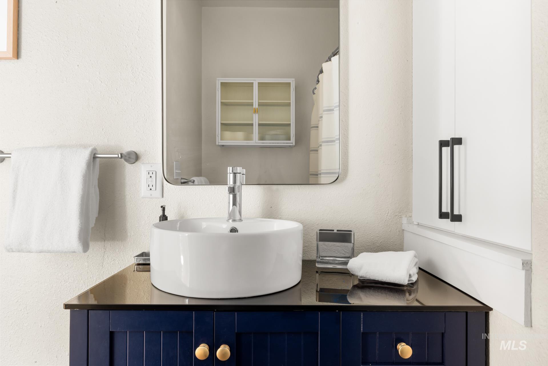 2523 W Idaho St Property Photo 28