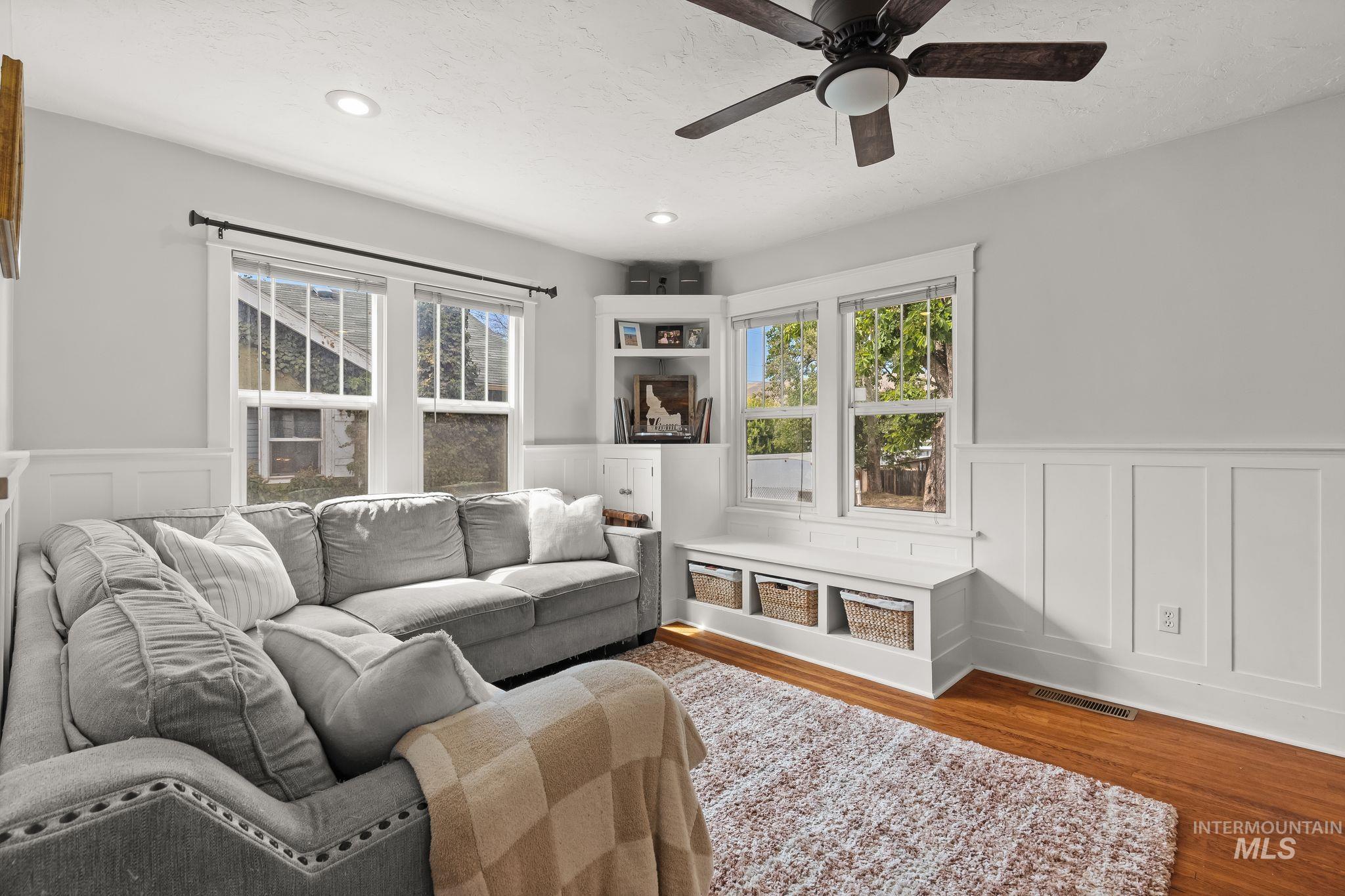 1408 13th Avenue Property Photo 3