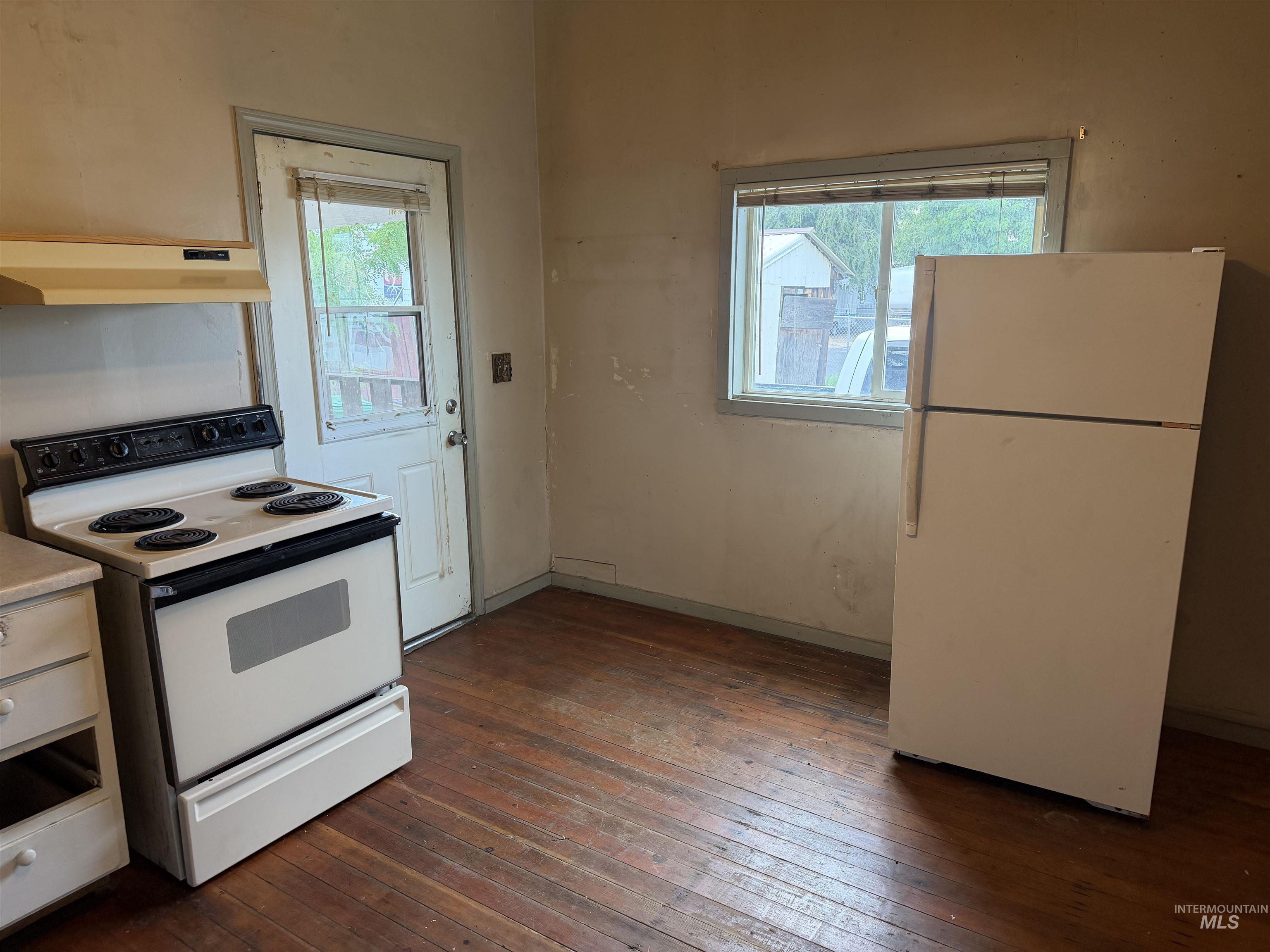 119 25th St. Property Photo 3