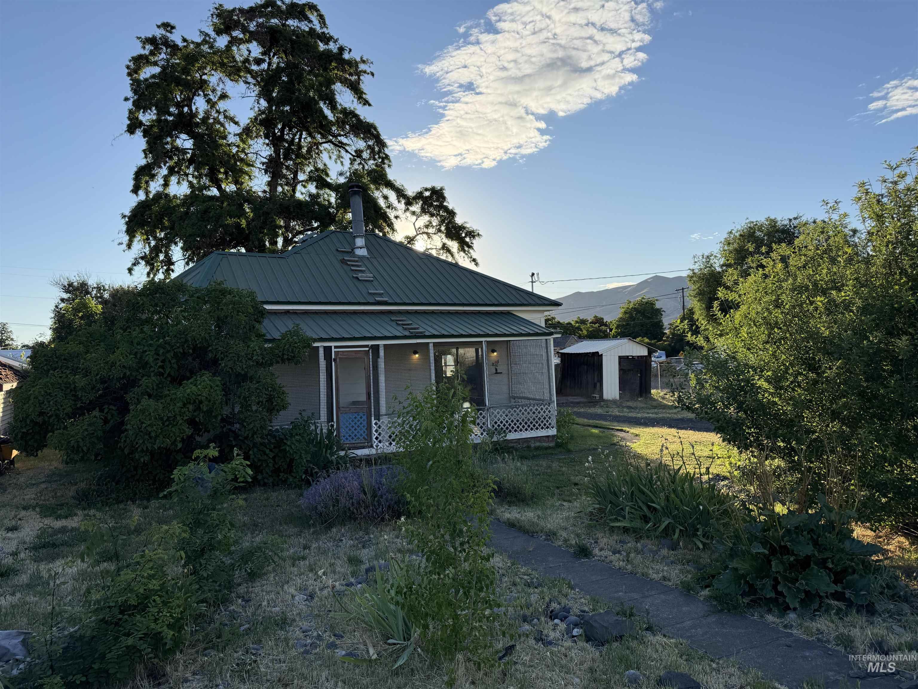 119 25th St. Property Photo 23