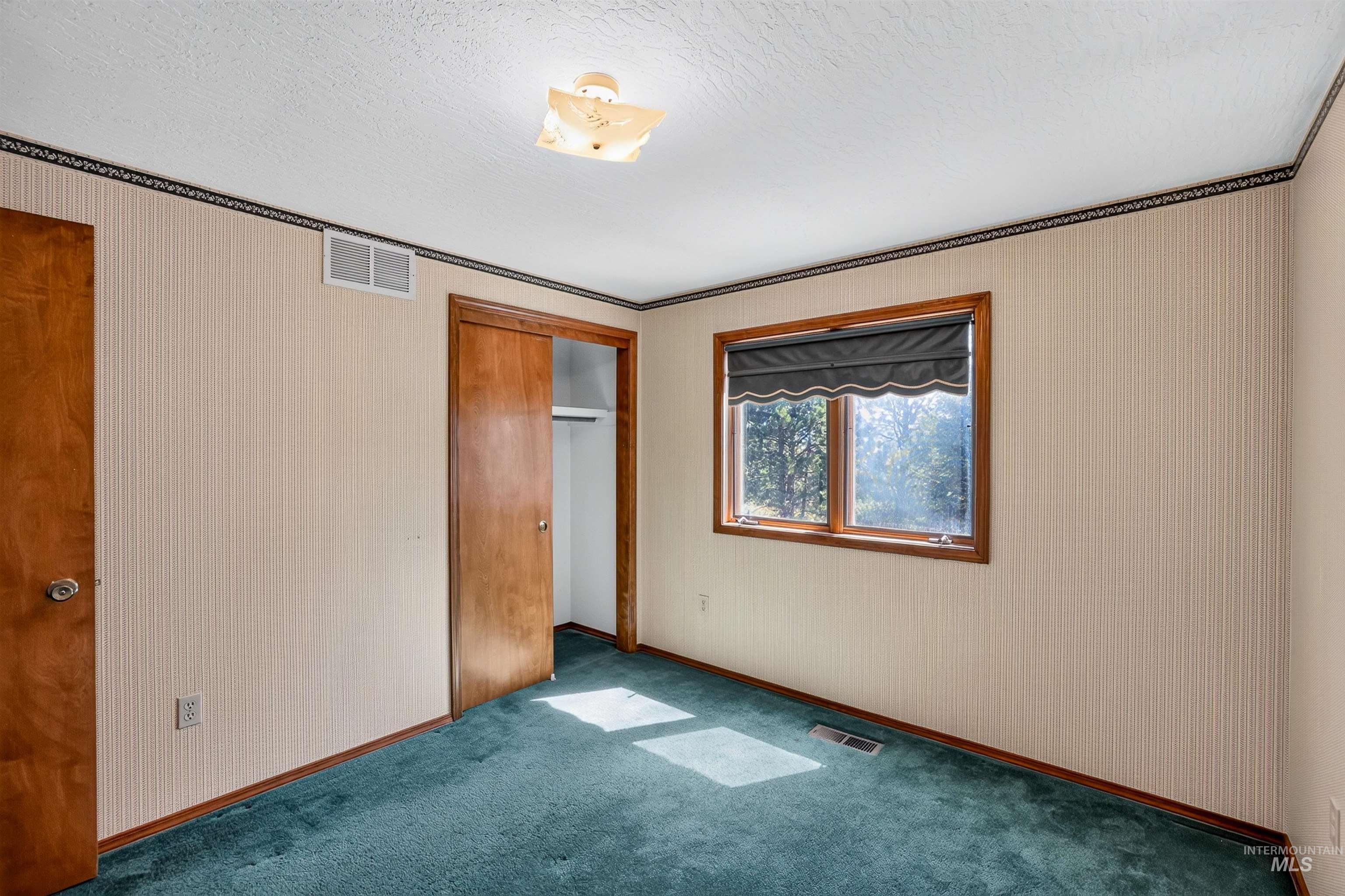 516 Skyline Dr Property Photo 31
