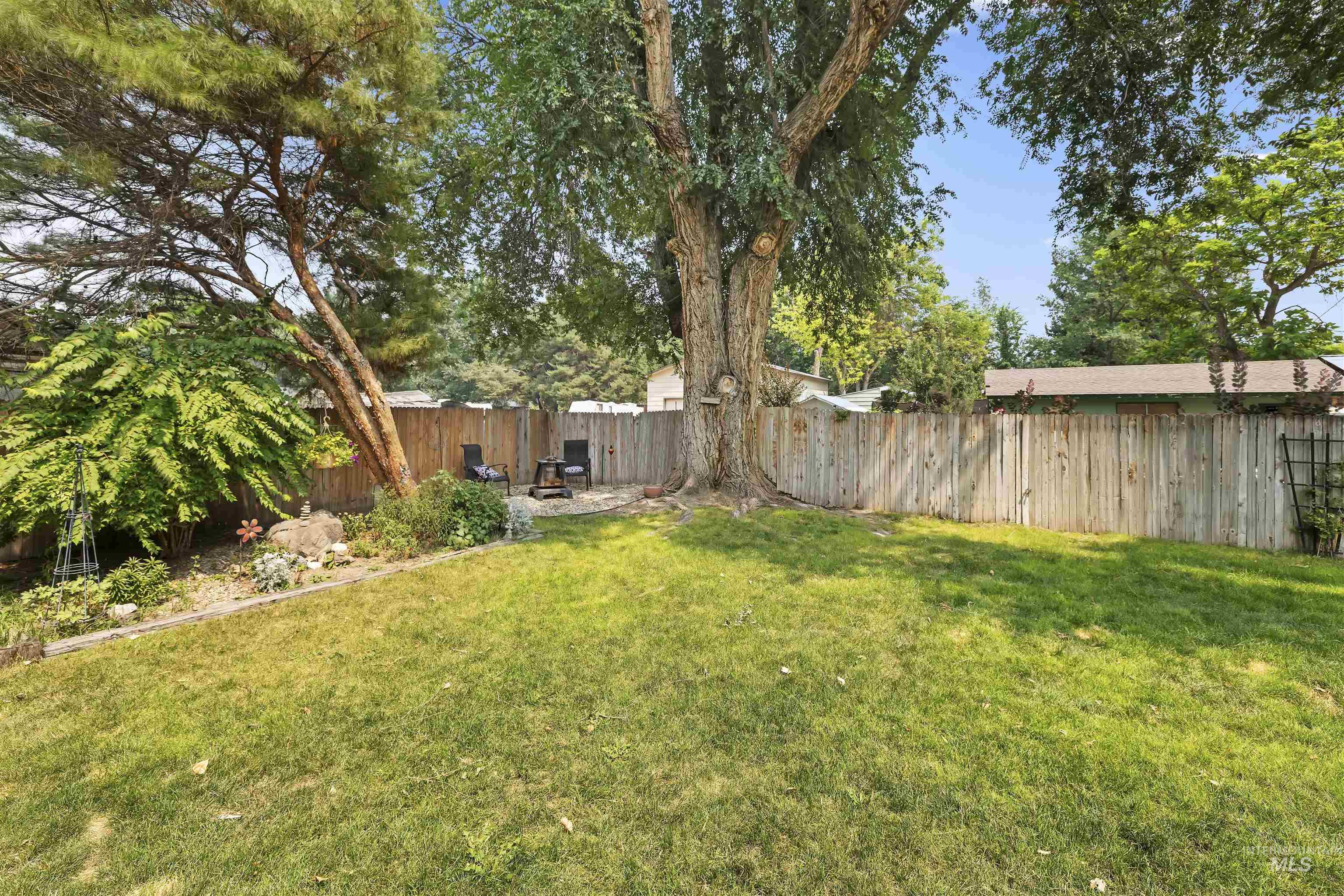 2816 N Innis Property Photo 19