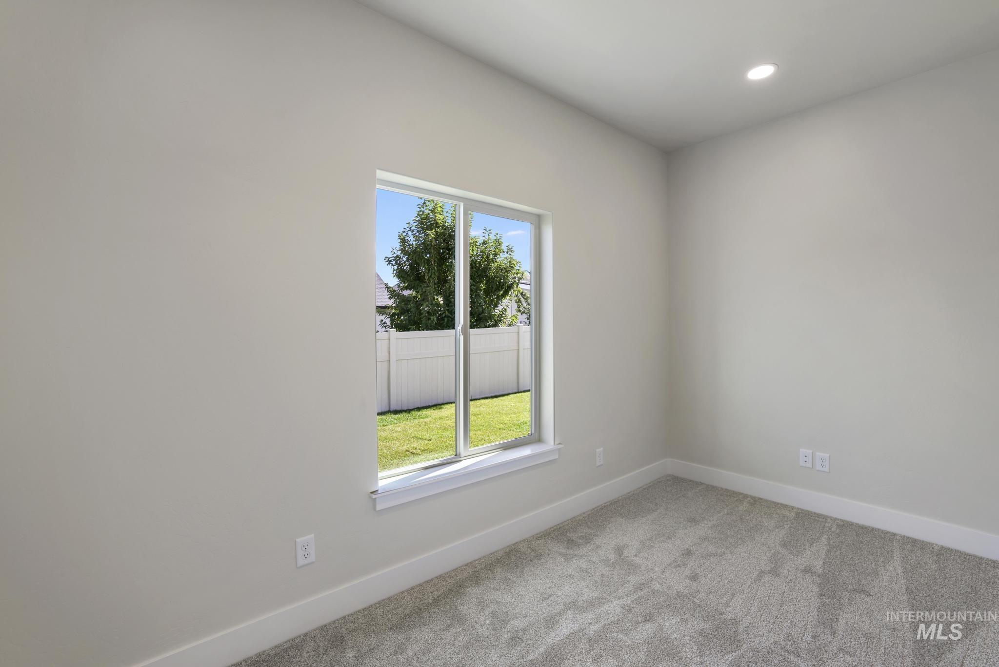 2194 Caribel St Property Photo 19
