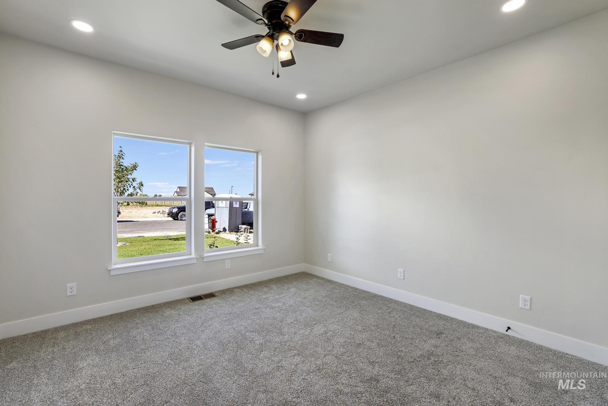 2194 Caribel St Property Photo 22