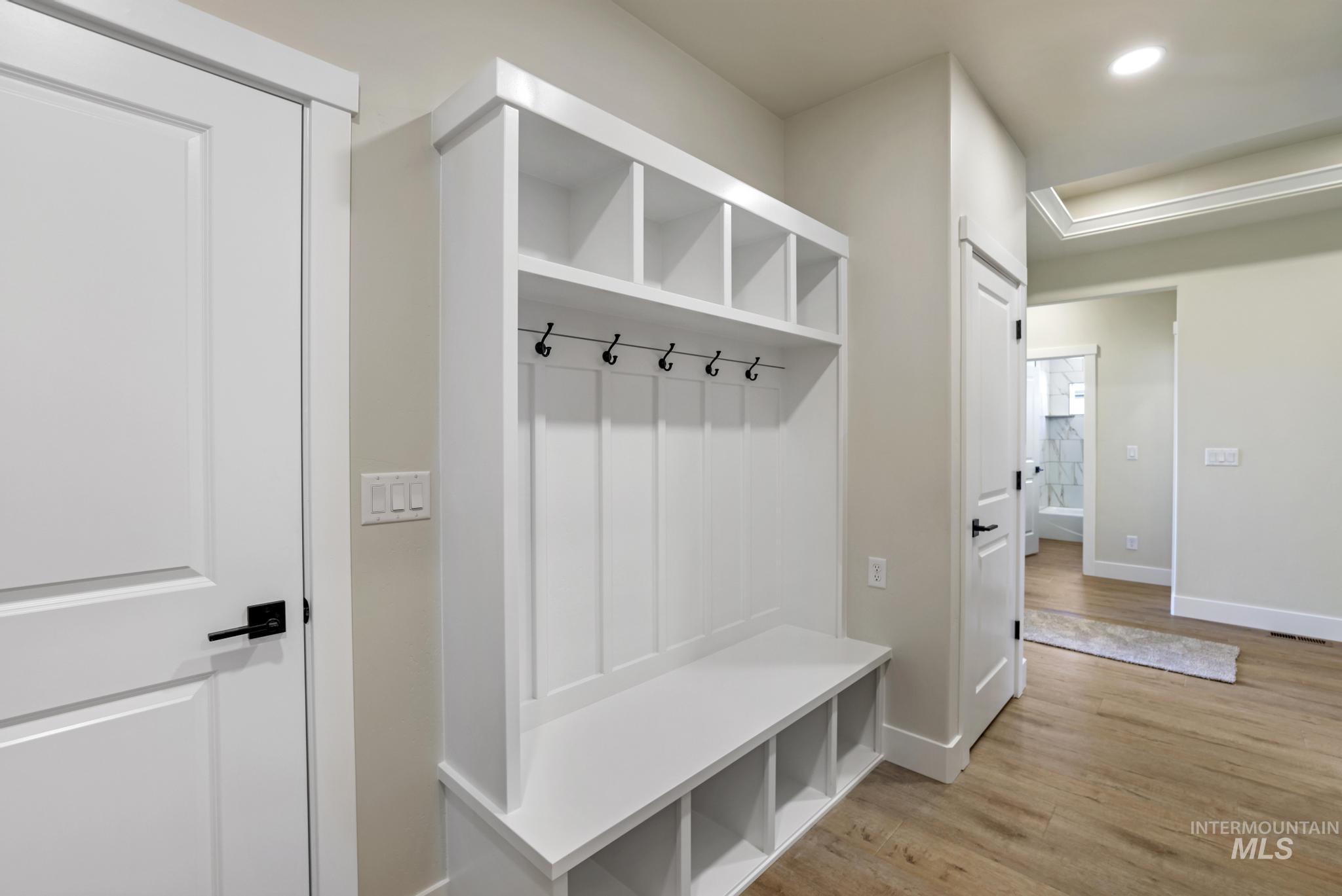 2194 Caribel St Property Photo 25