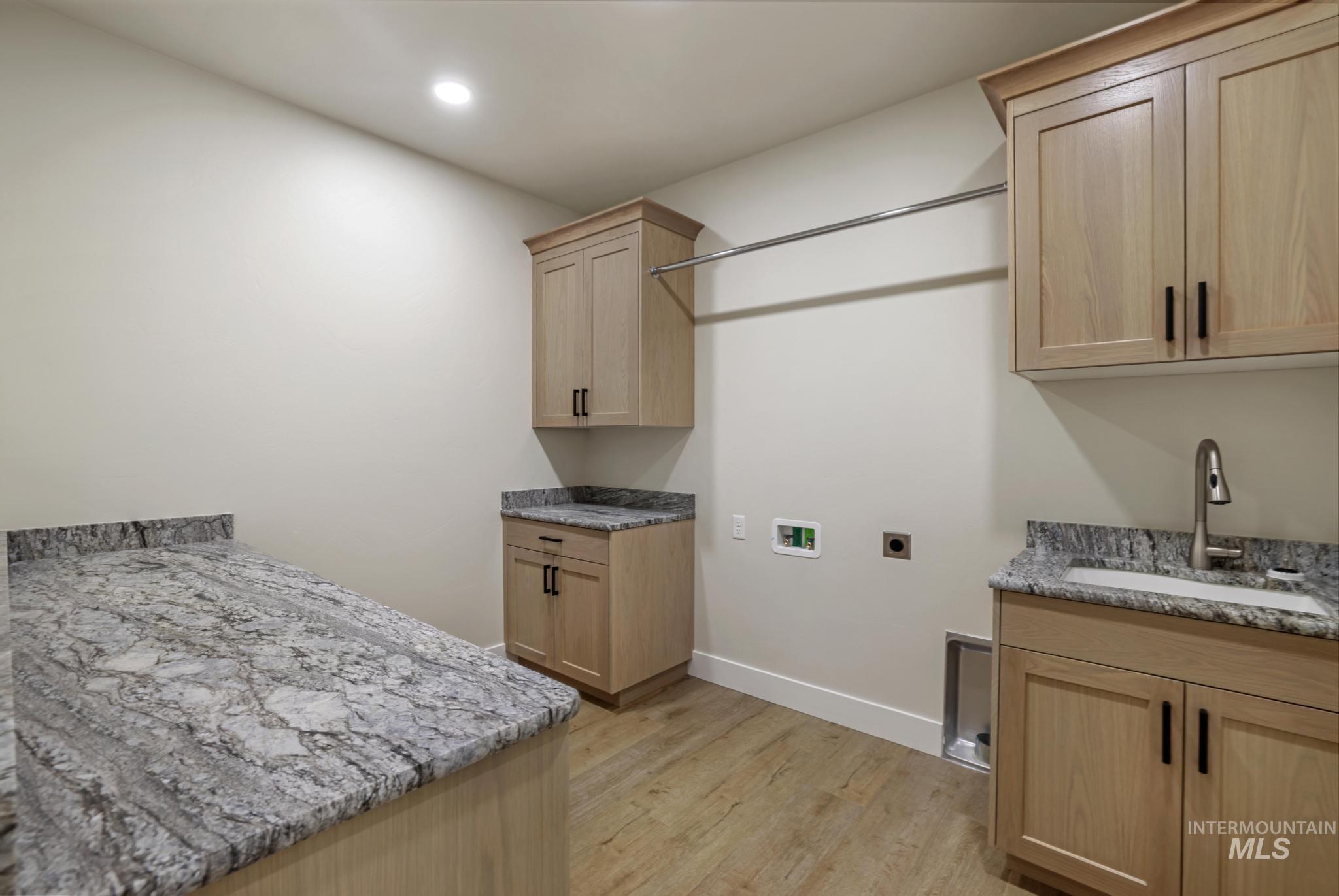 2194 Caribel St Property Photo 26