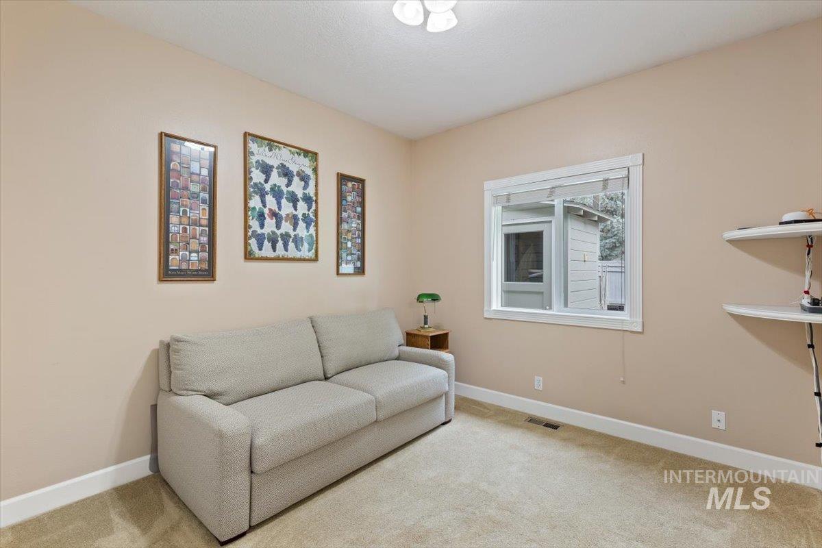 5184 N Greyloch Property Photo 15