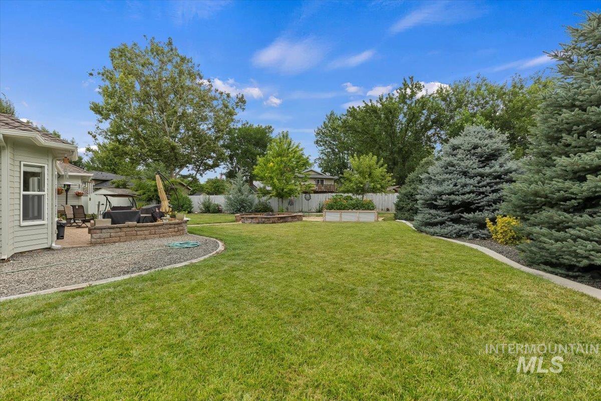 5184 N Greyloch Property Photo 22