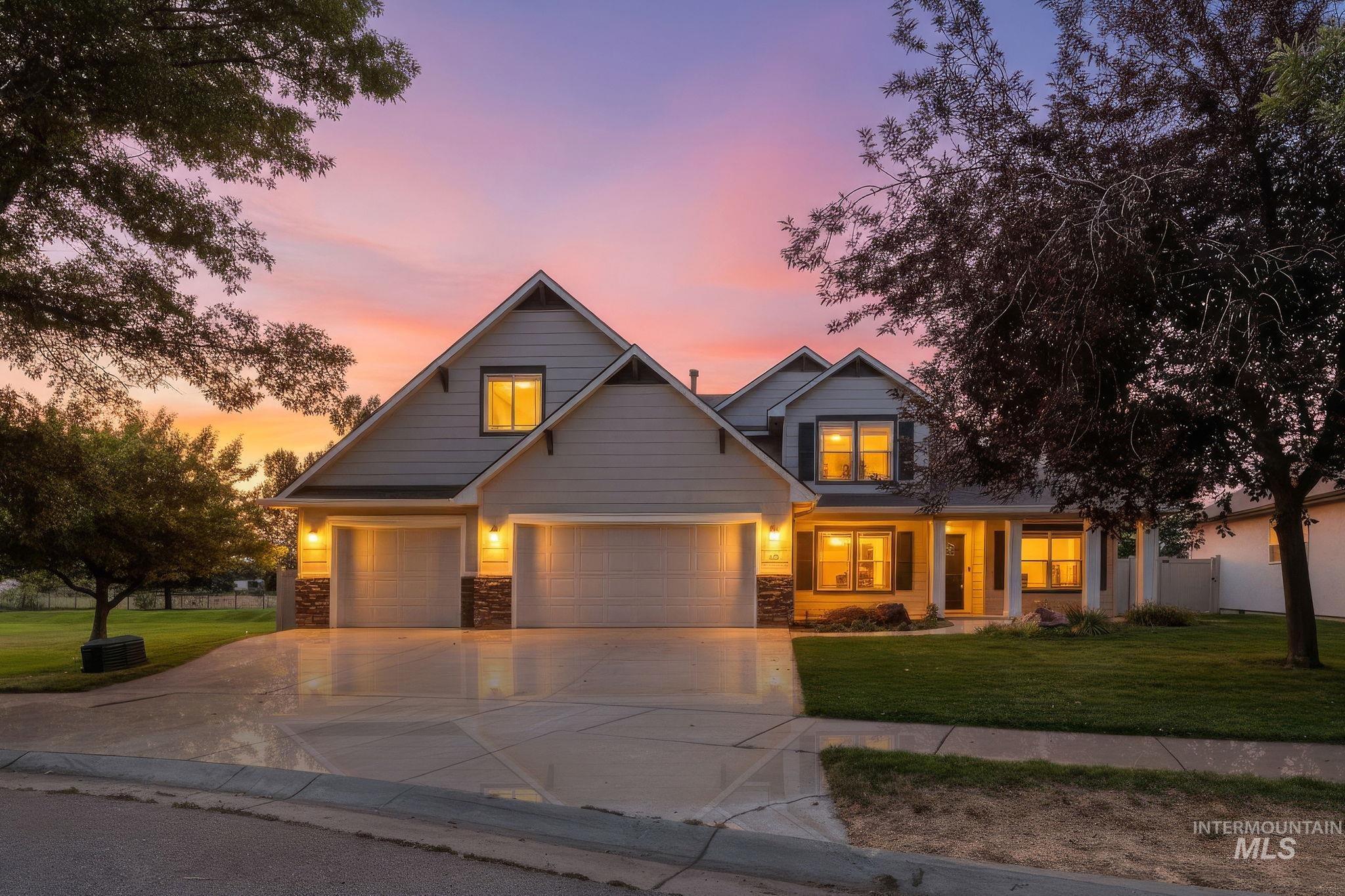 3597 S Capulet Way