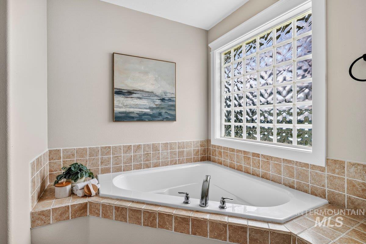 3597 S Capulet Way Property Photo 32