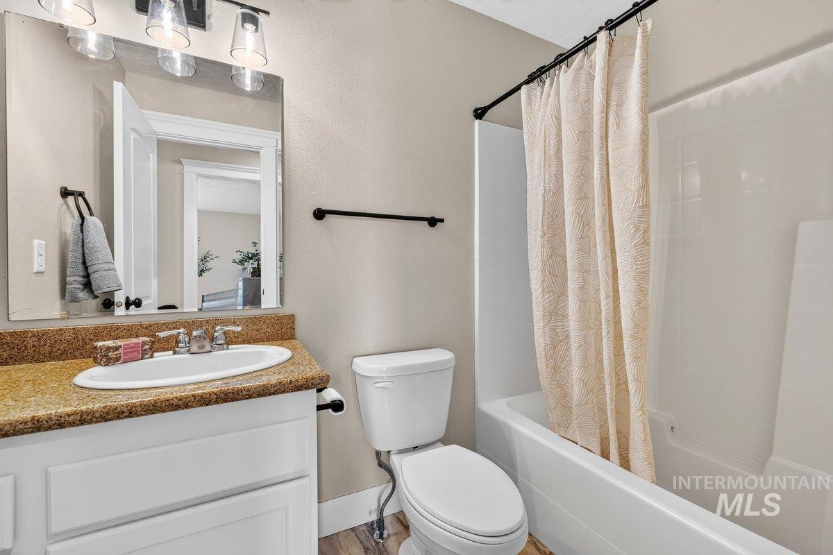 3597 S Capulet Way Property Photo 33