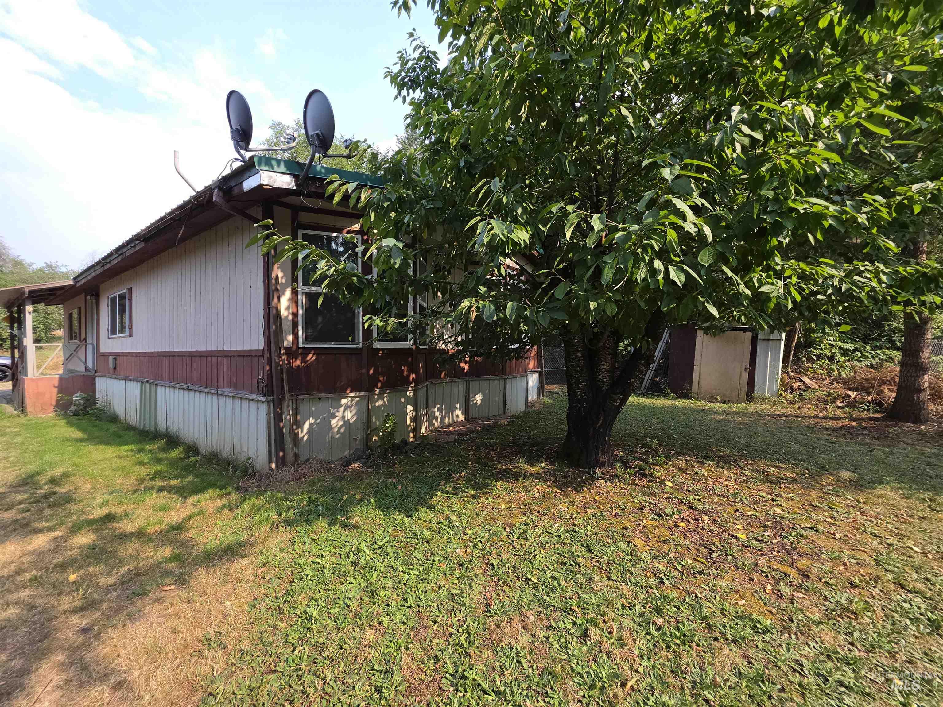 101 Waterfall Loop Property Photo 24