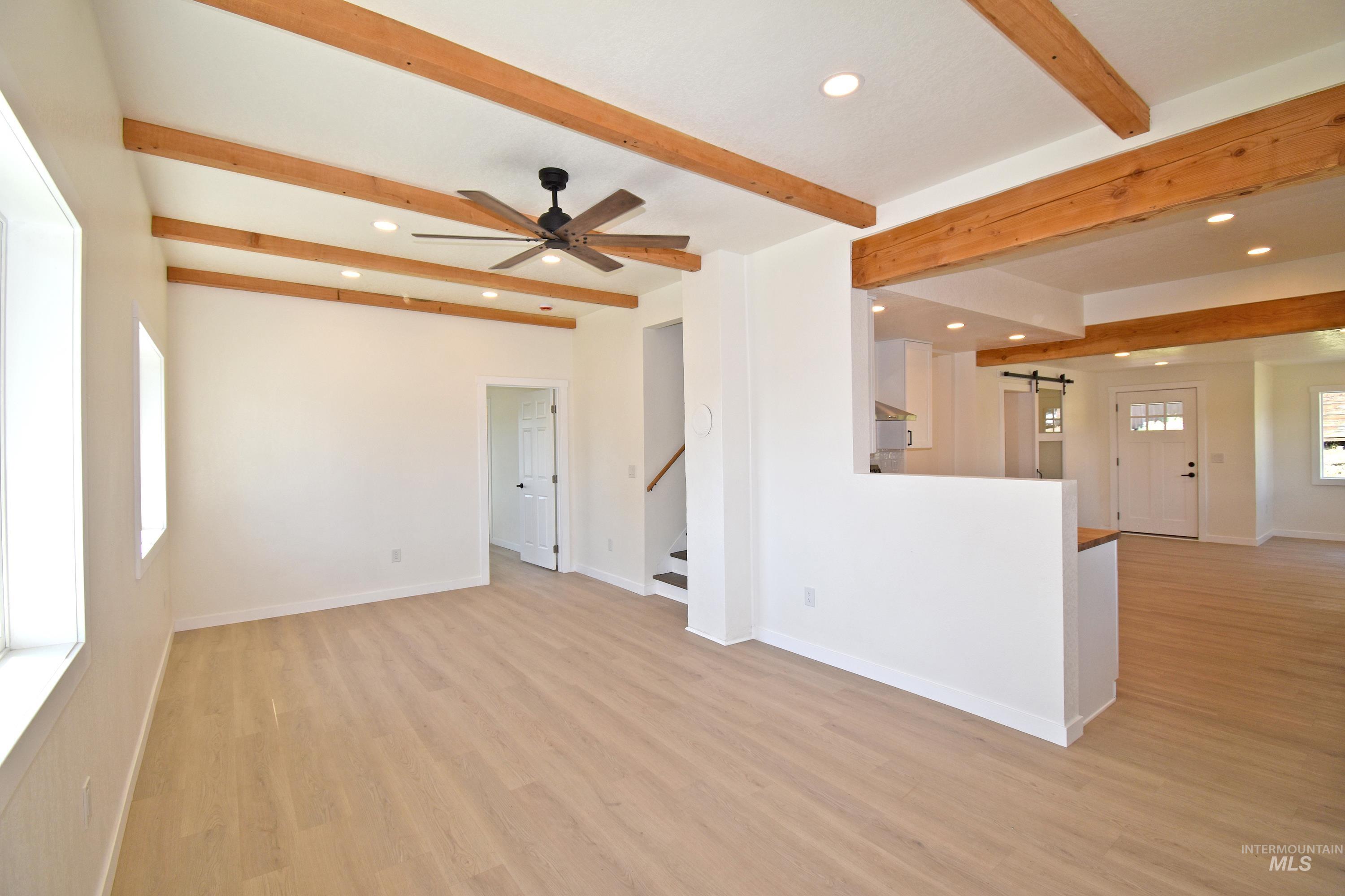 413 Ellis Avenue Property Photo 4