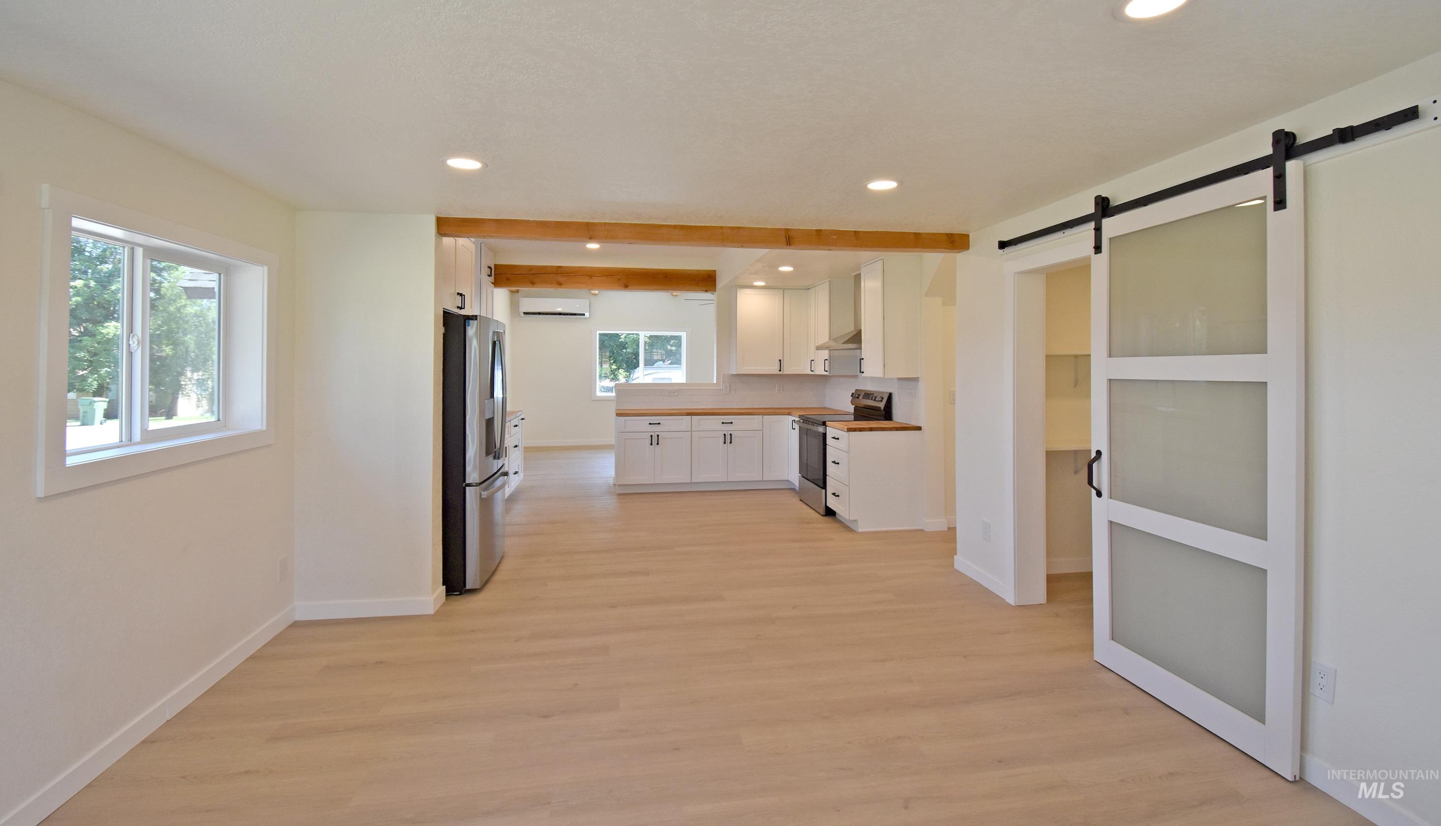 413 Ellis Avenue Property Photo 12