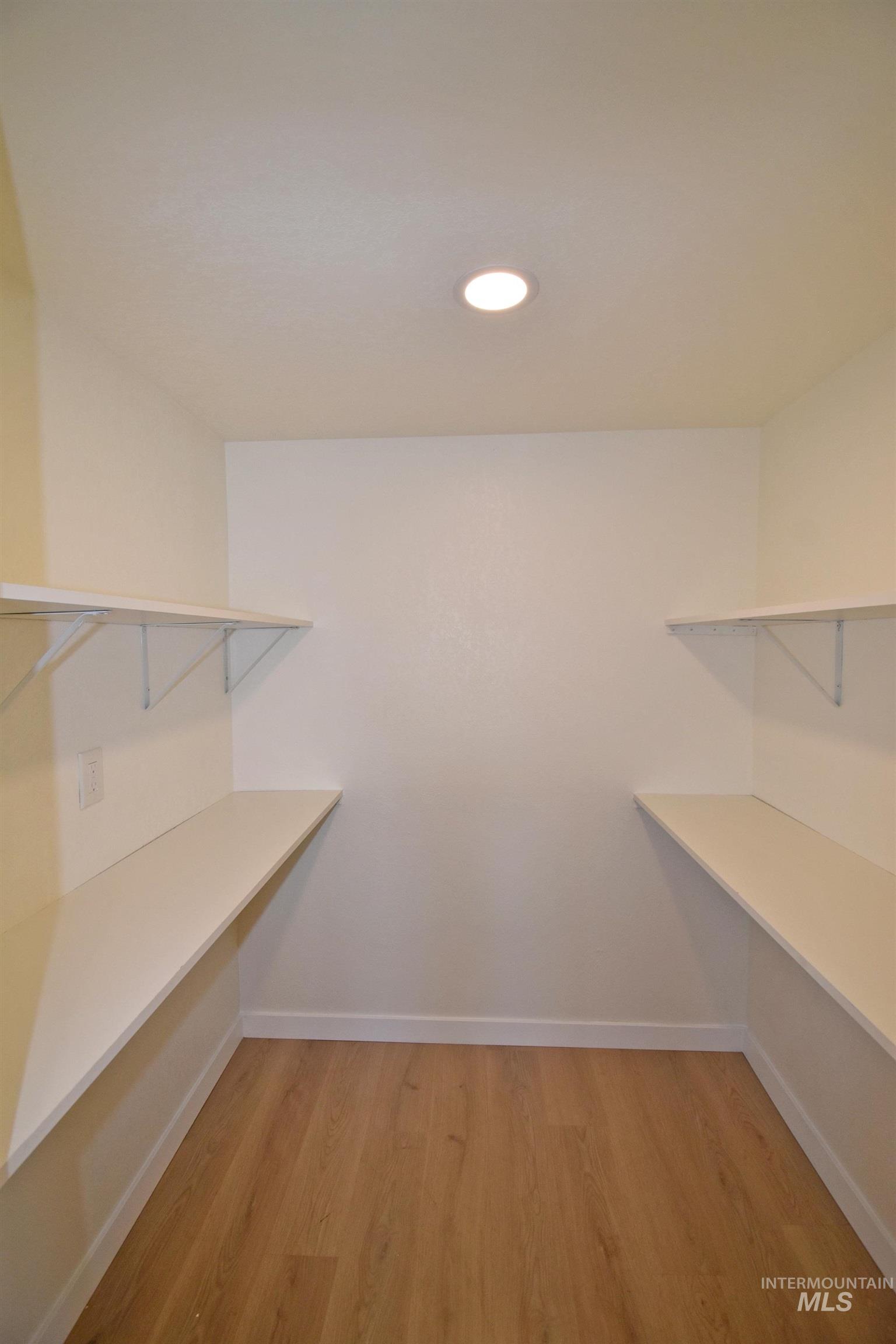 413 Ellis Avenue Property Photo 13