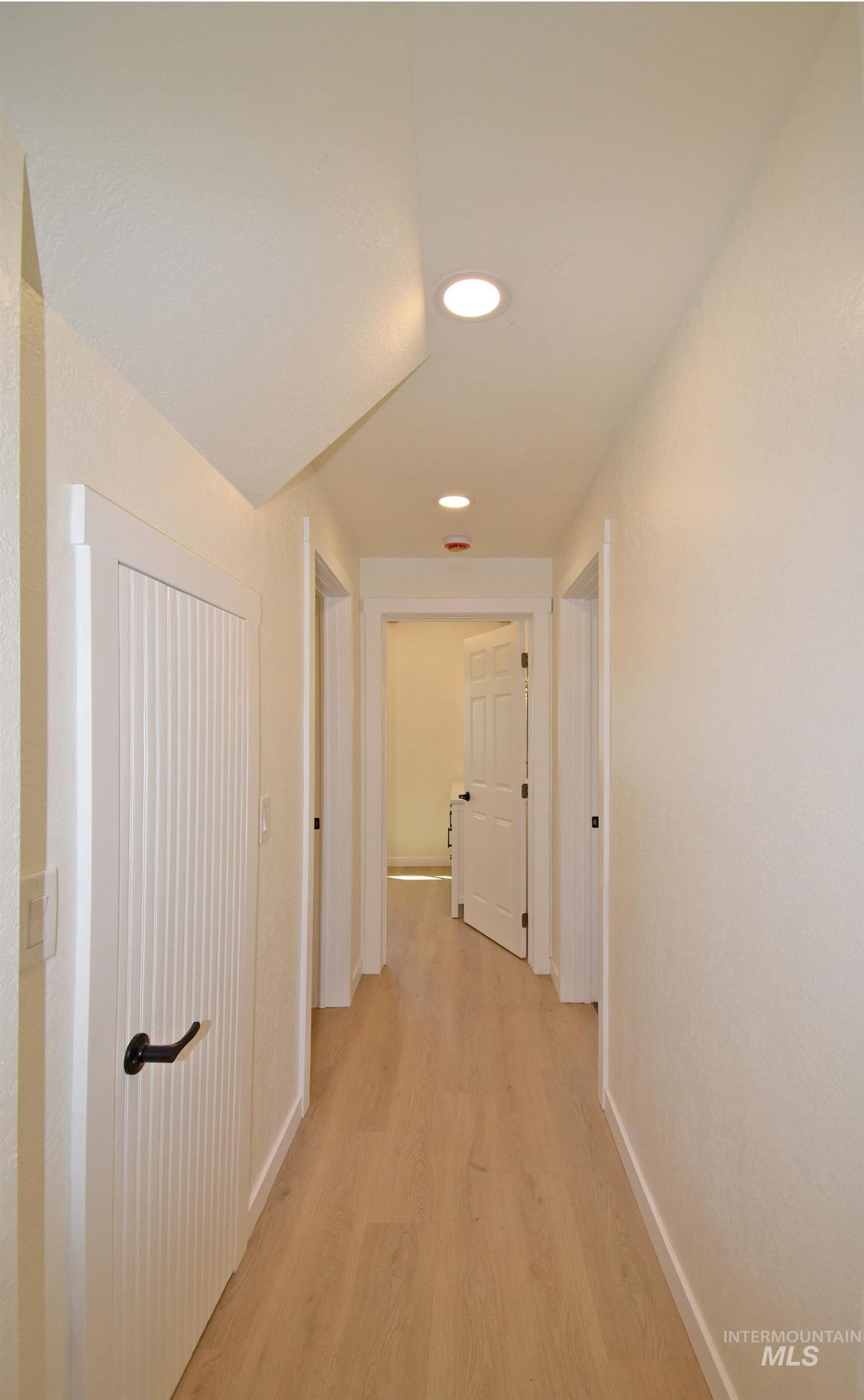 413 Ellis Avenue Property Photo 14
