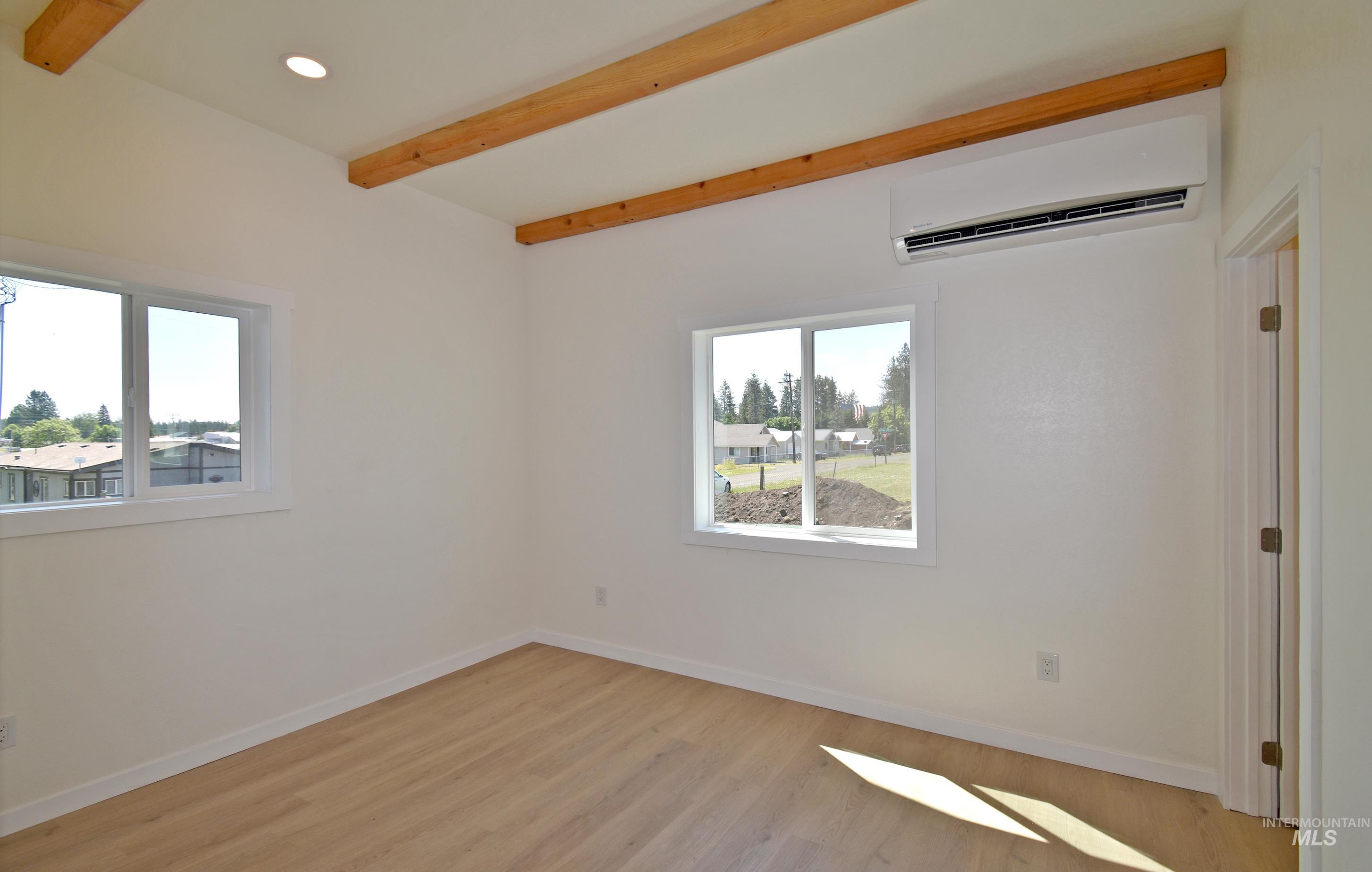 413 Ellis Avenue Property Photo 23