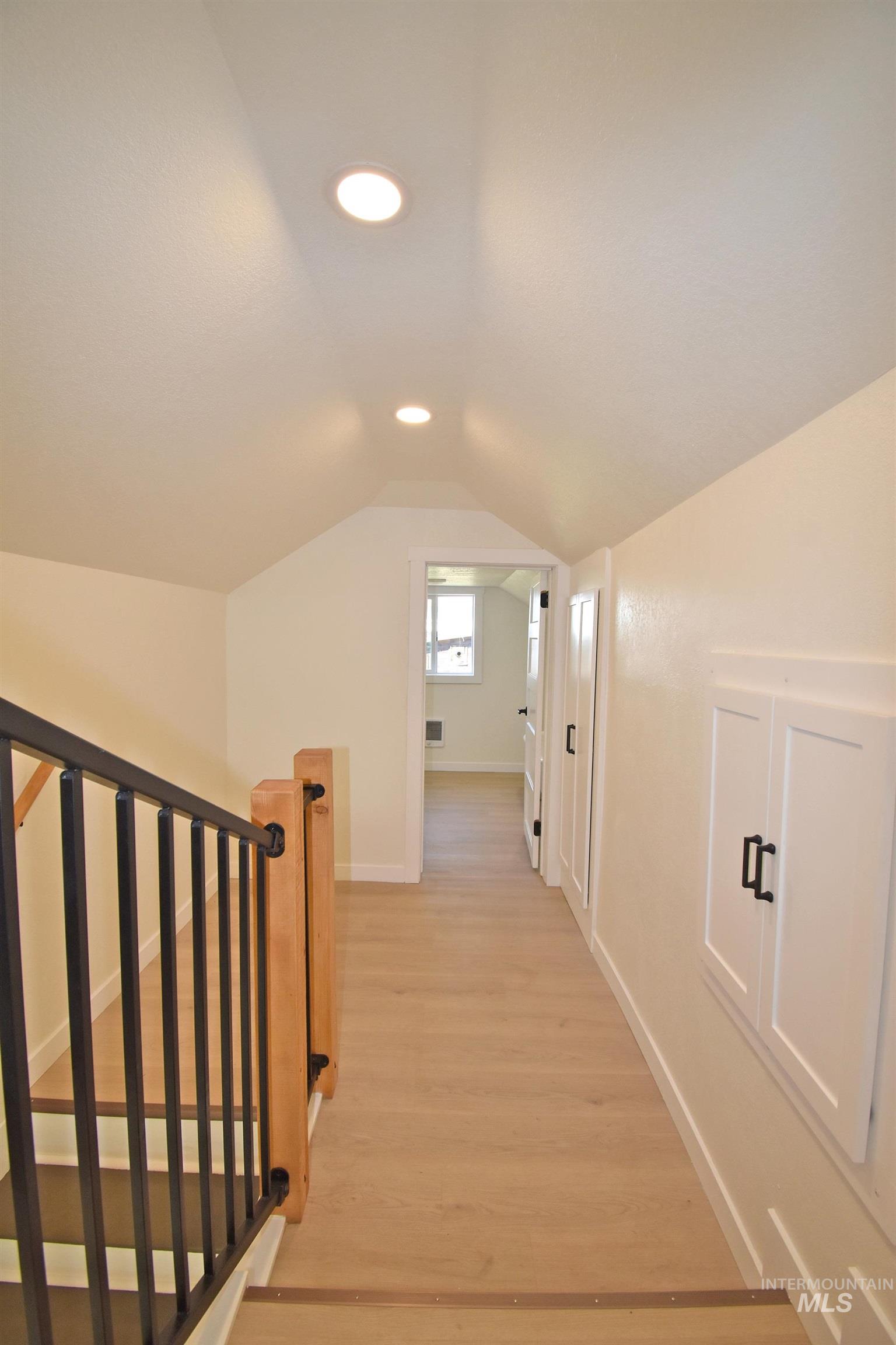 413 Ellis Avenue Property Photo 34