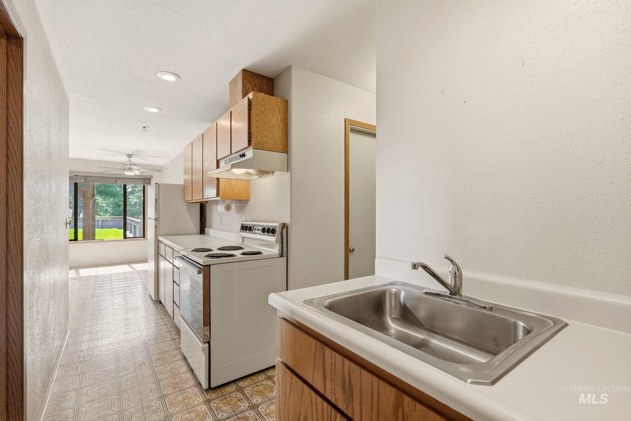 2624 Grandview Drive Property Photo 35