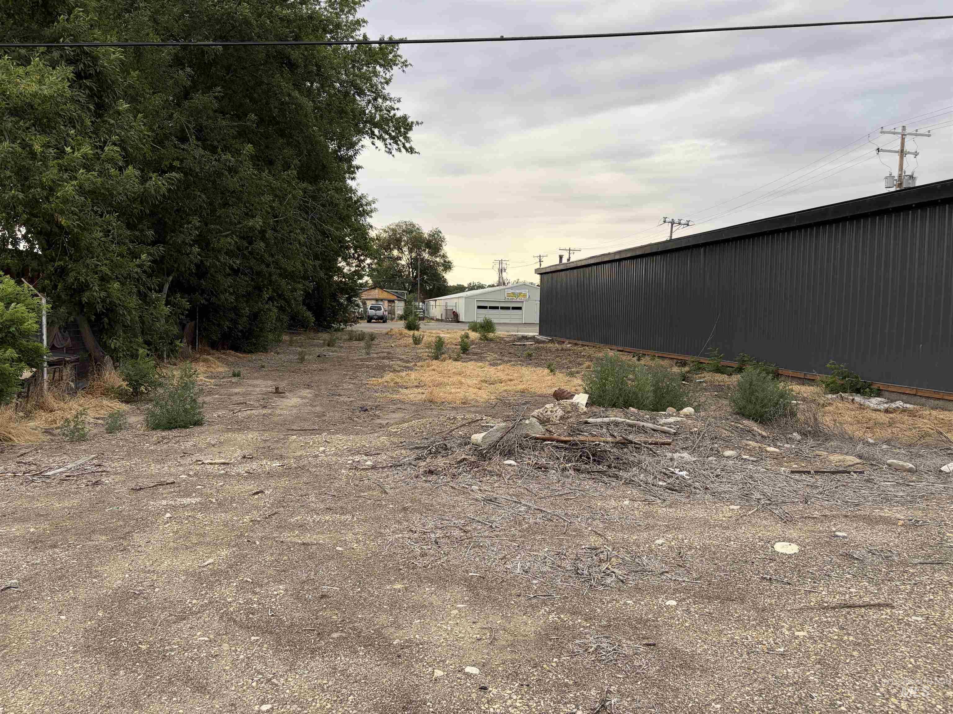 108 E 33 Rd Street Property Photo 12