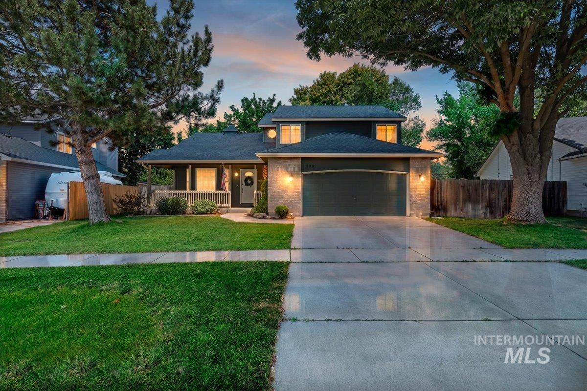 232 S Silverwood Way Property Photo 1