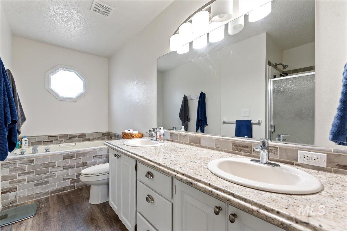 232 S Silverwood Way Property Photo 19
