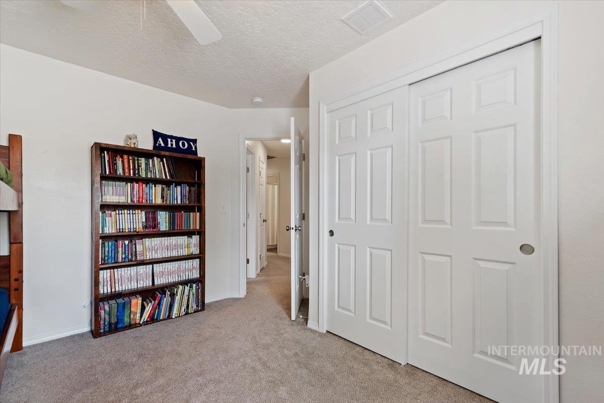 232 S Silverwood Way Property Photo 25
