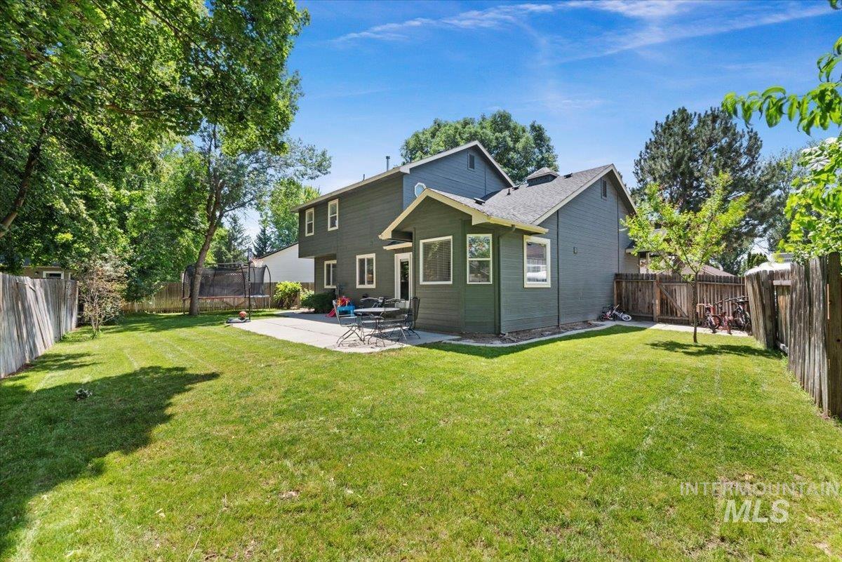 232 S Silverwood Way Property Photo 33