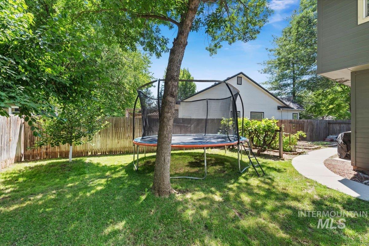 232 S Silverwood Way Property Photo 34