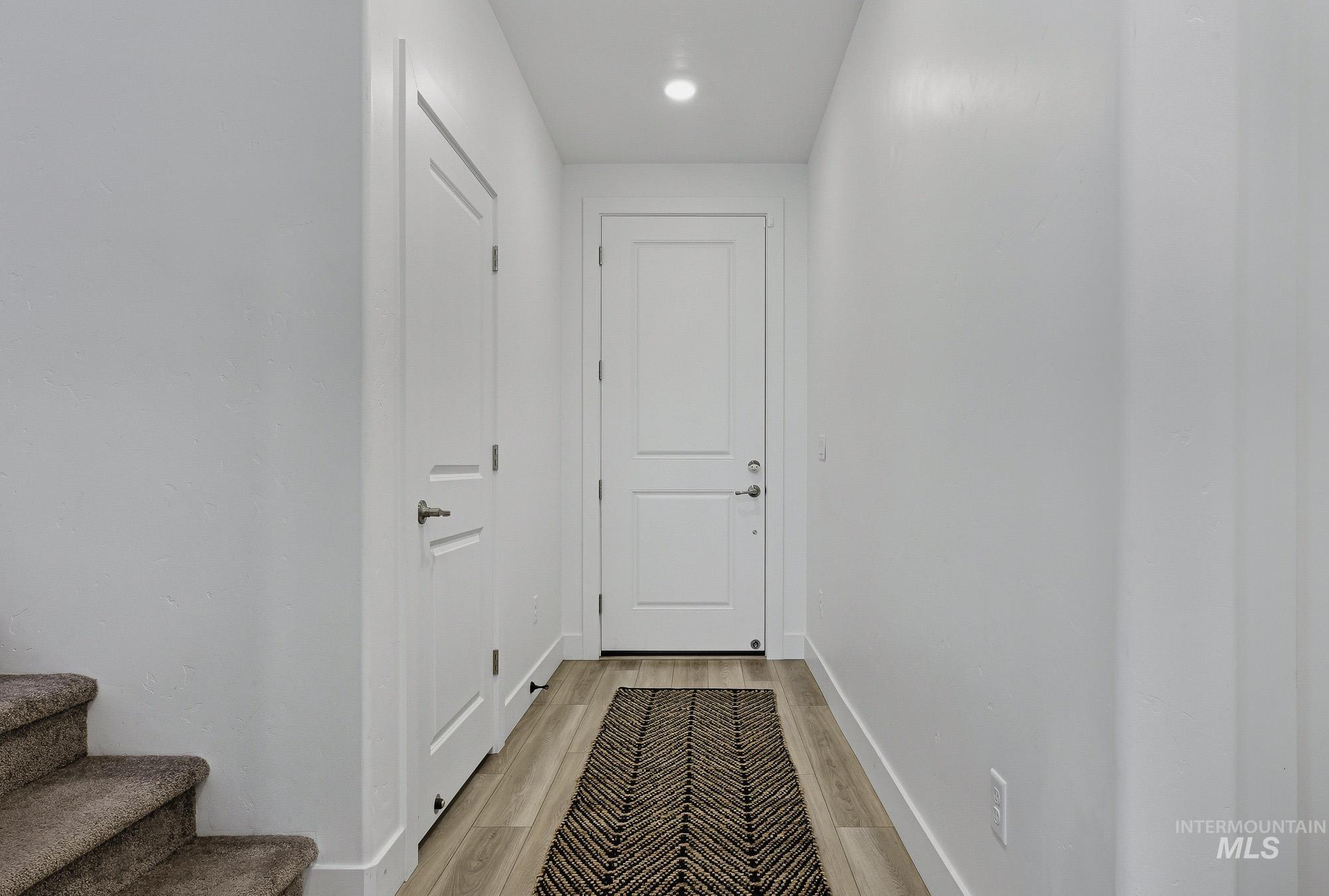 11390 Aspen Hill Dr Property Photo 5