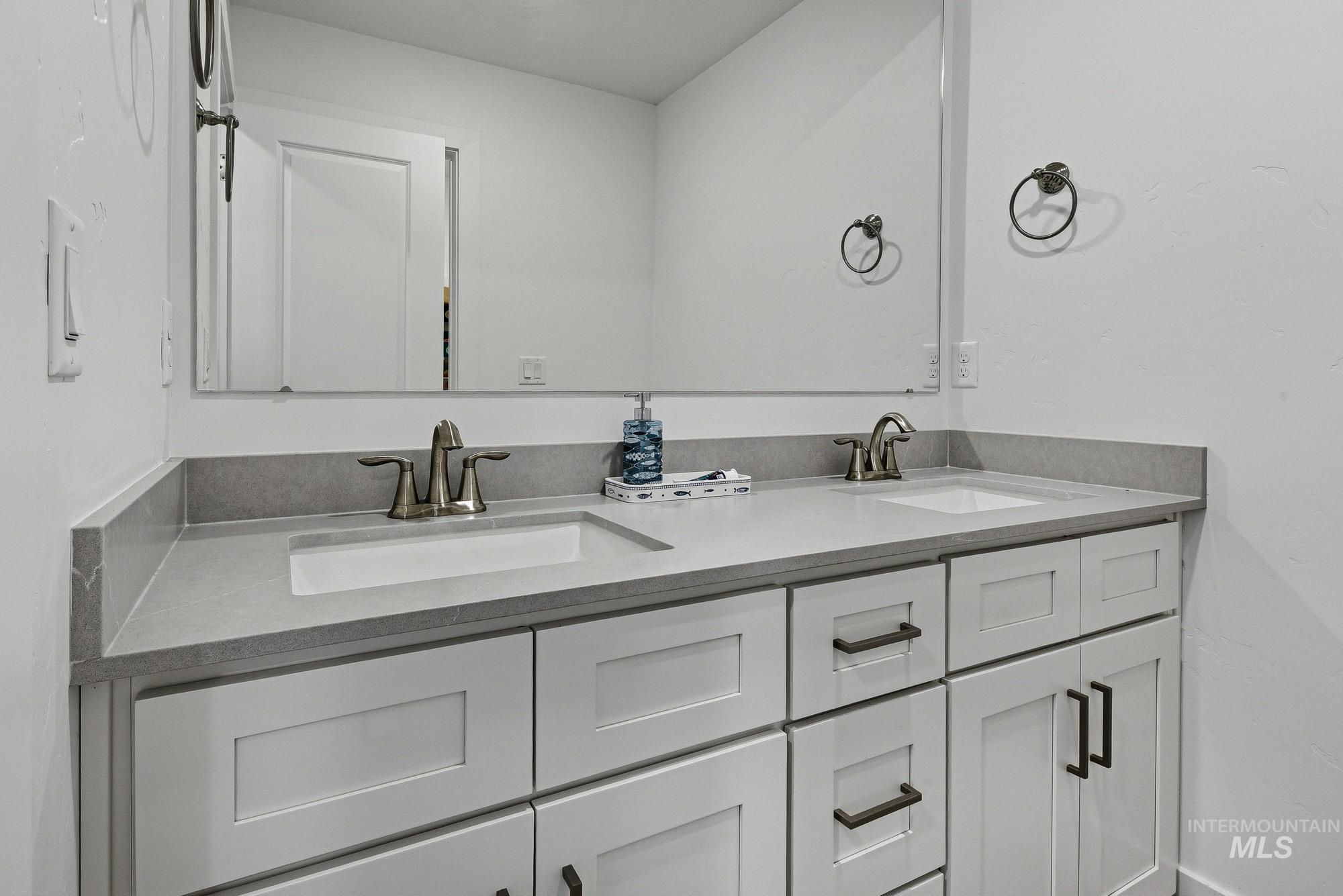 11390 Aspen Hill Dr Property Photo 45