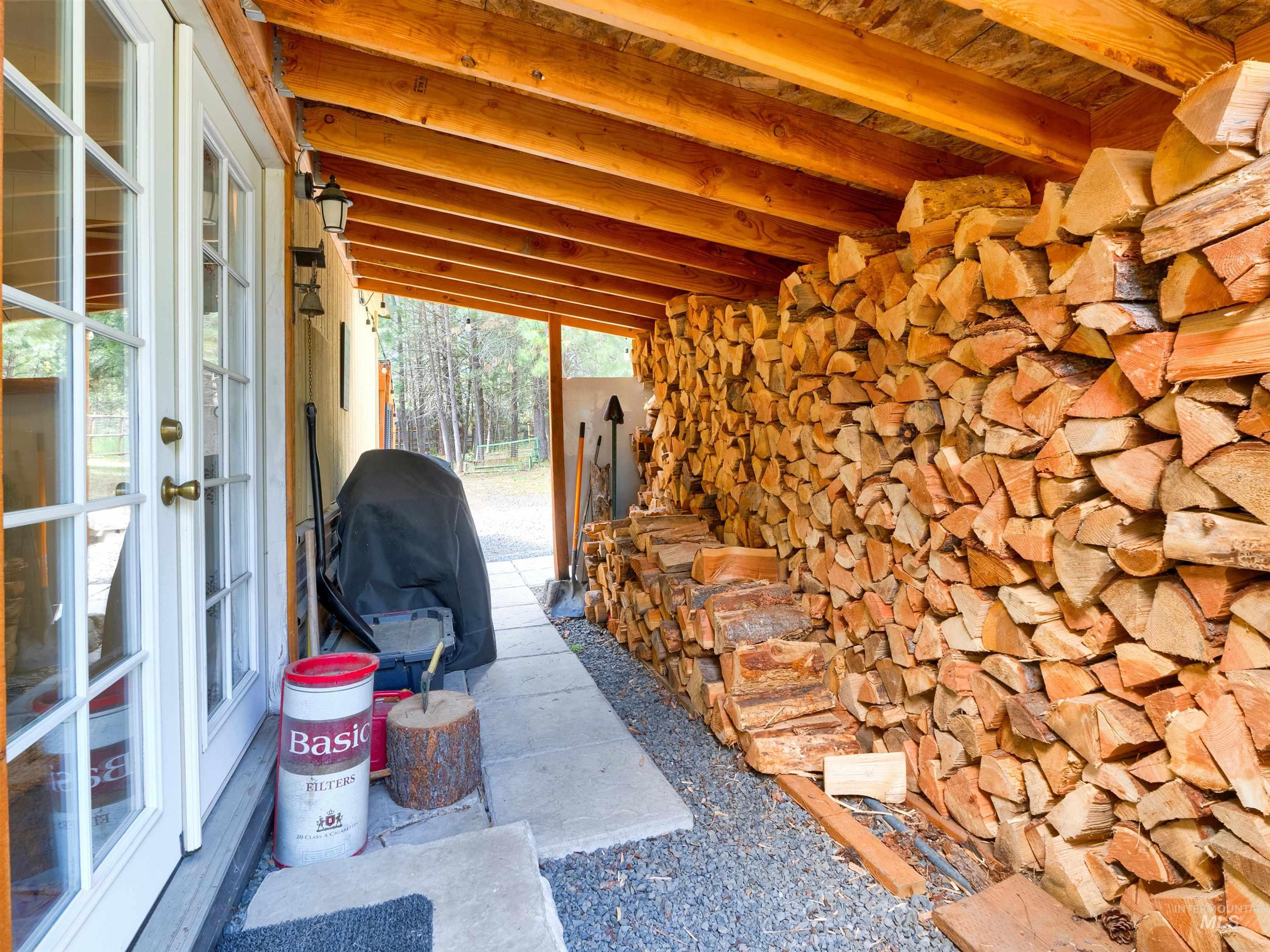 191 Bear Wallow Property Photo 32